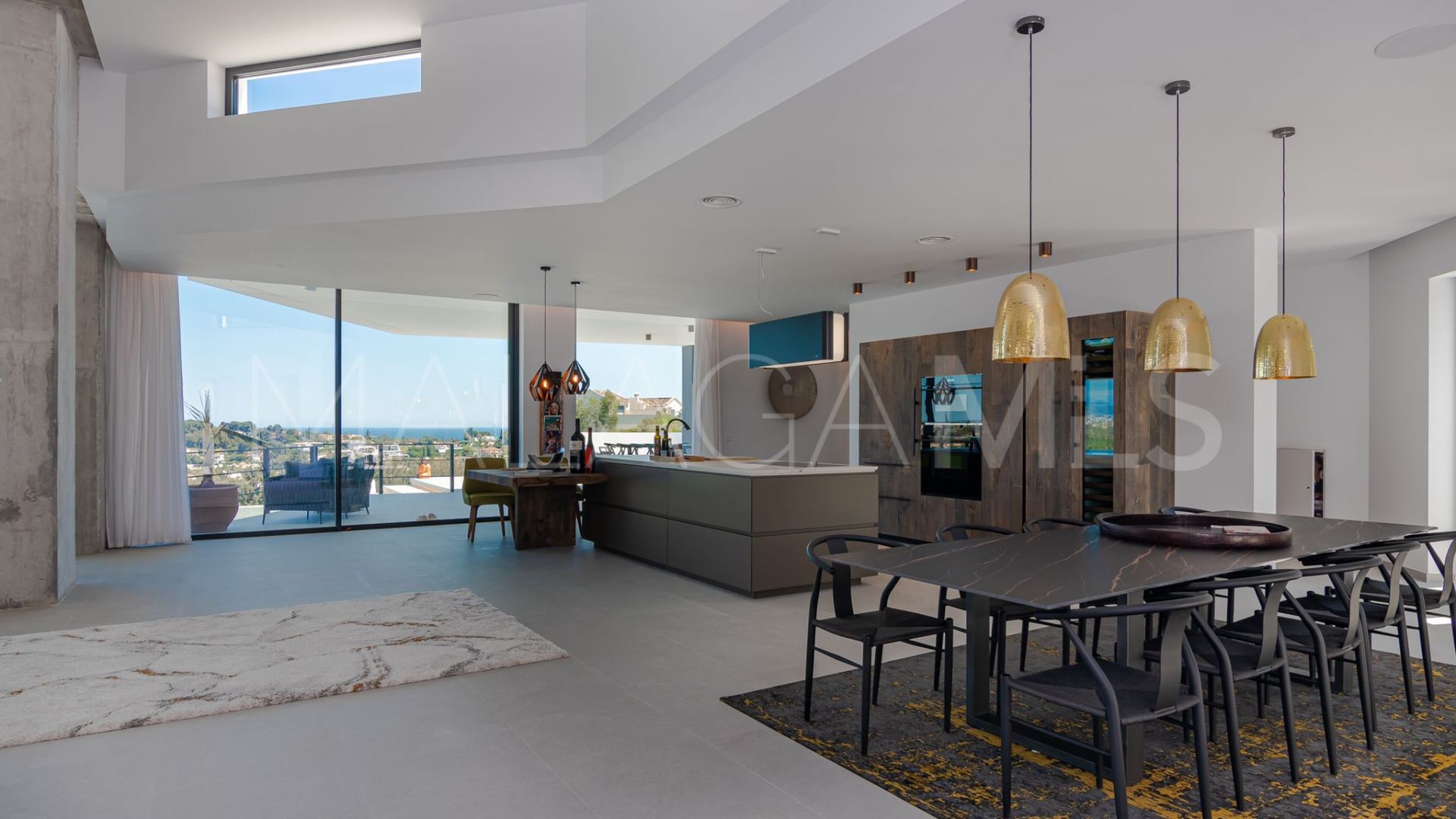 Villa for sale in Paraiso Alto