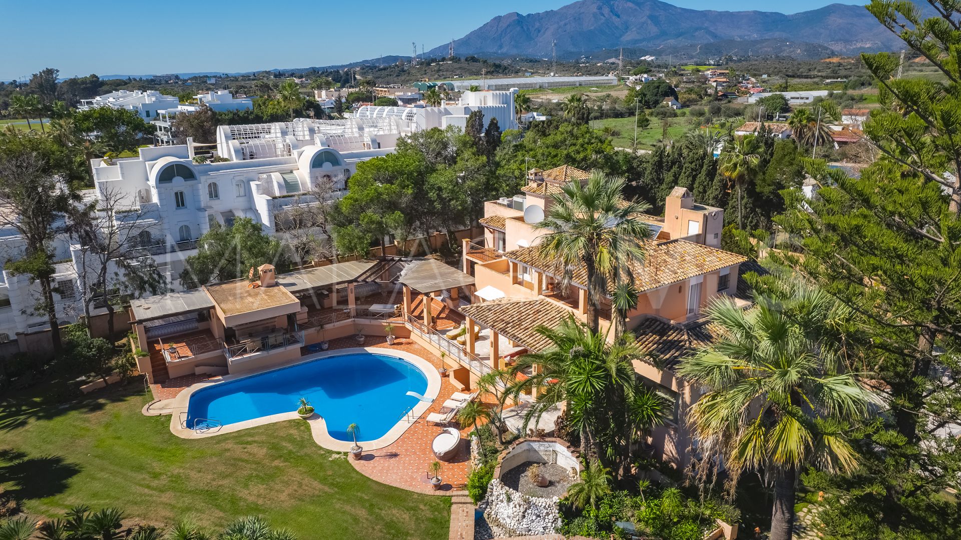 Villa for sale in Hacienda Beach