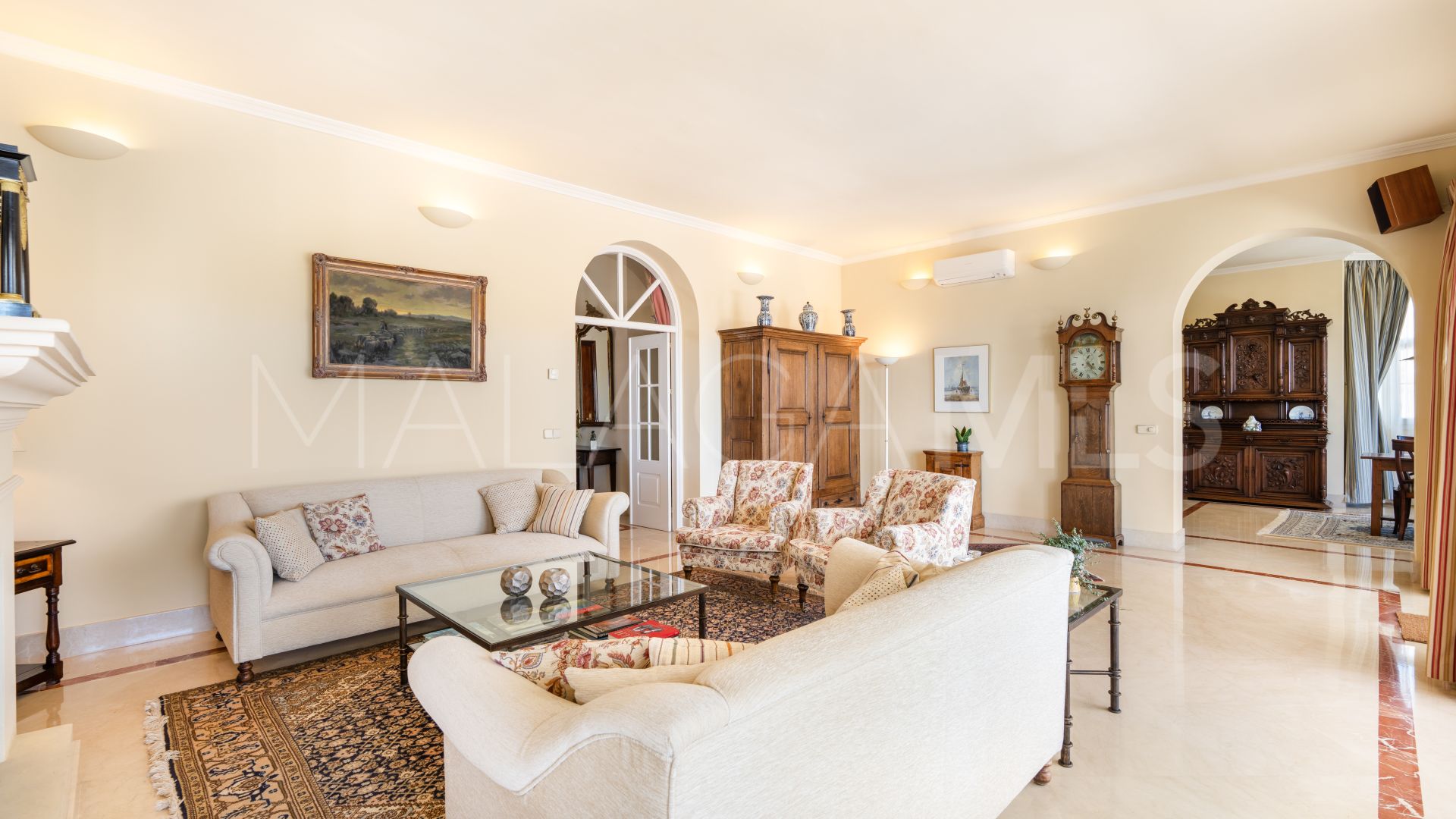 Villa for sale in Sierra Blanca