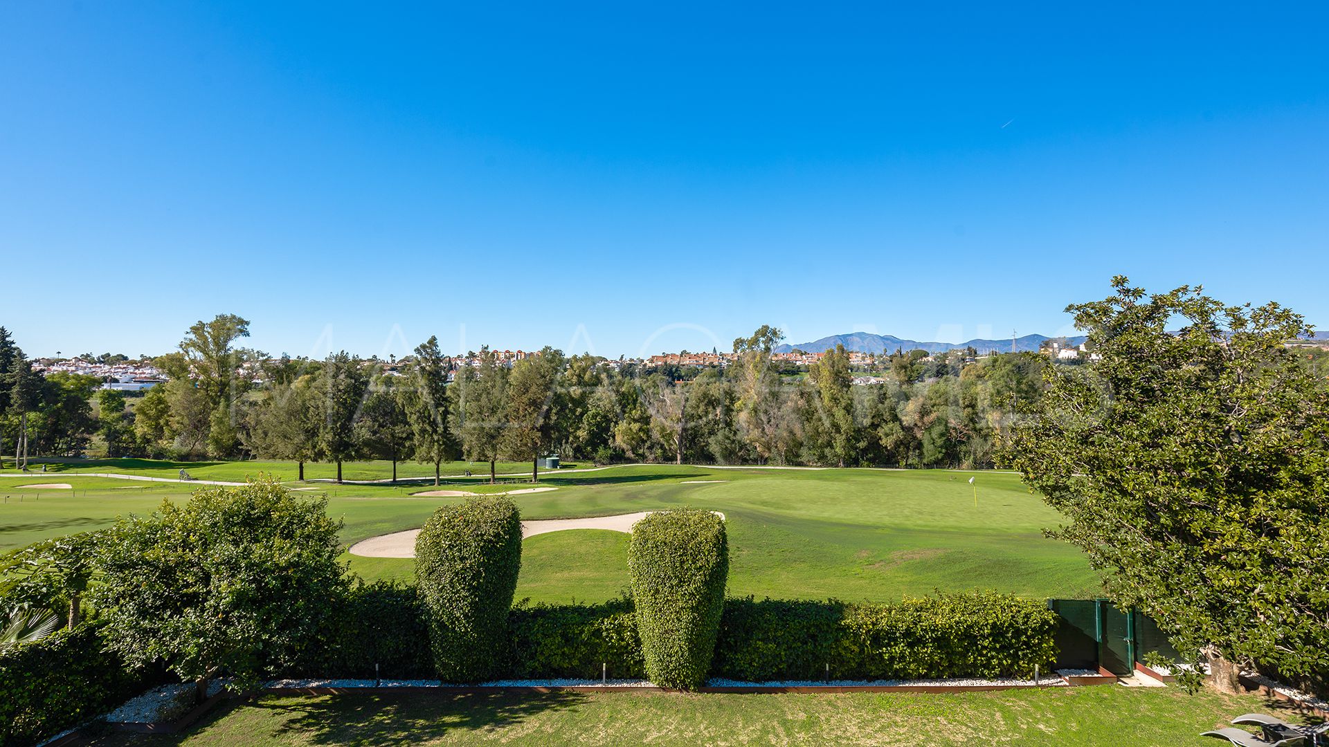 Villa for sale in Guadalmina Alta