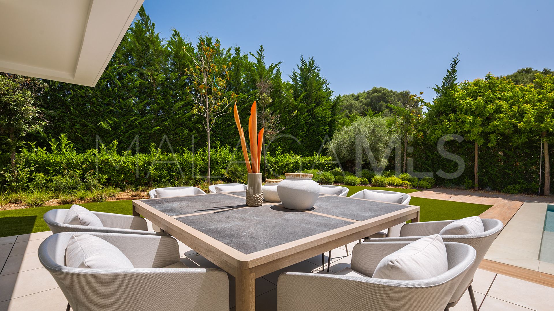 Villa for sale in El Paraiso