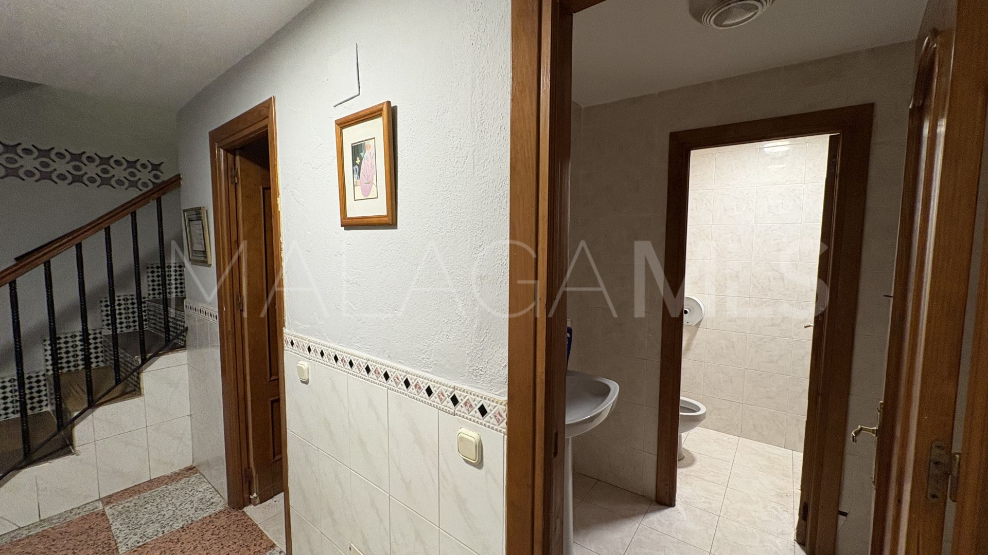 Kommersiella lokaler for sale in Elviria Playa