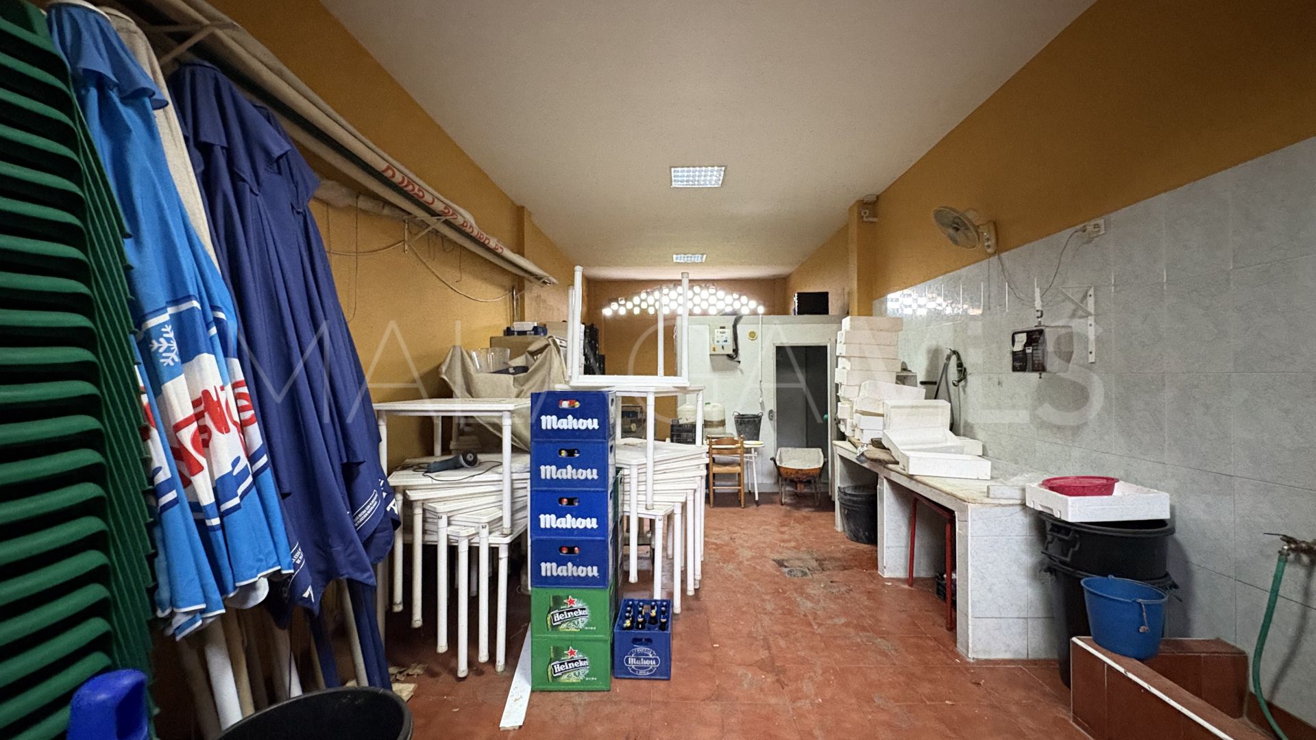 Kommersiella lokaler for sale in Elviria Playa