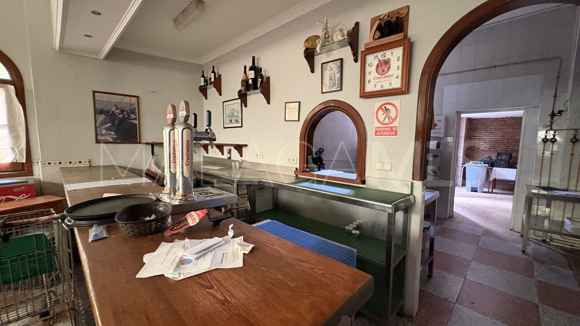 Kommersiella lokaler for sale in Elviria Playa