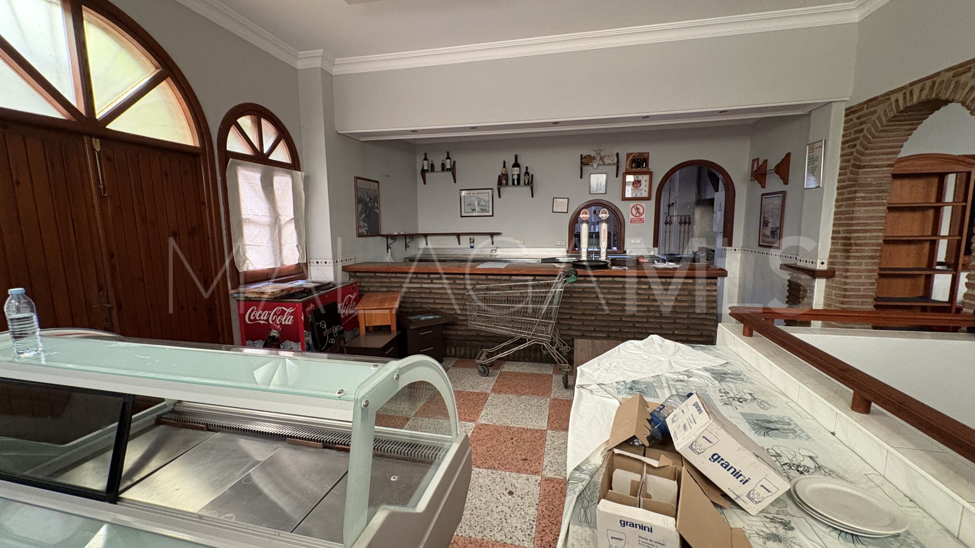 Kommersiella lokaler for sale in Elviria Playa