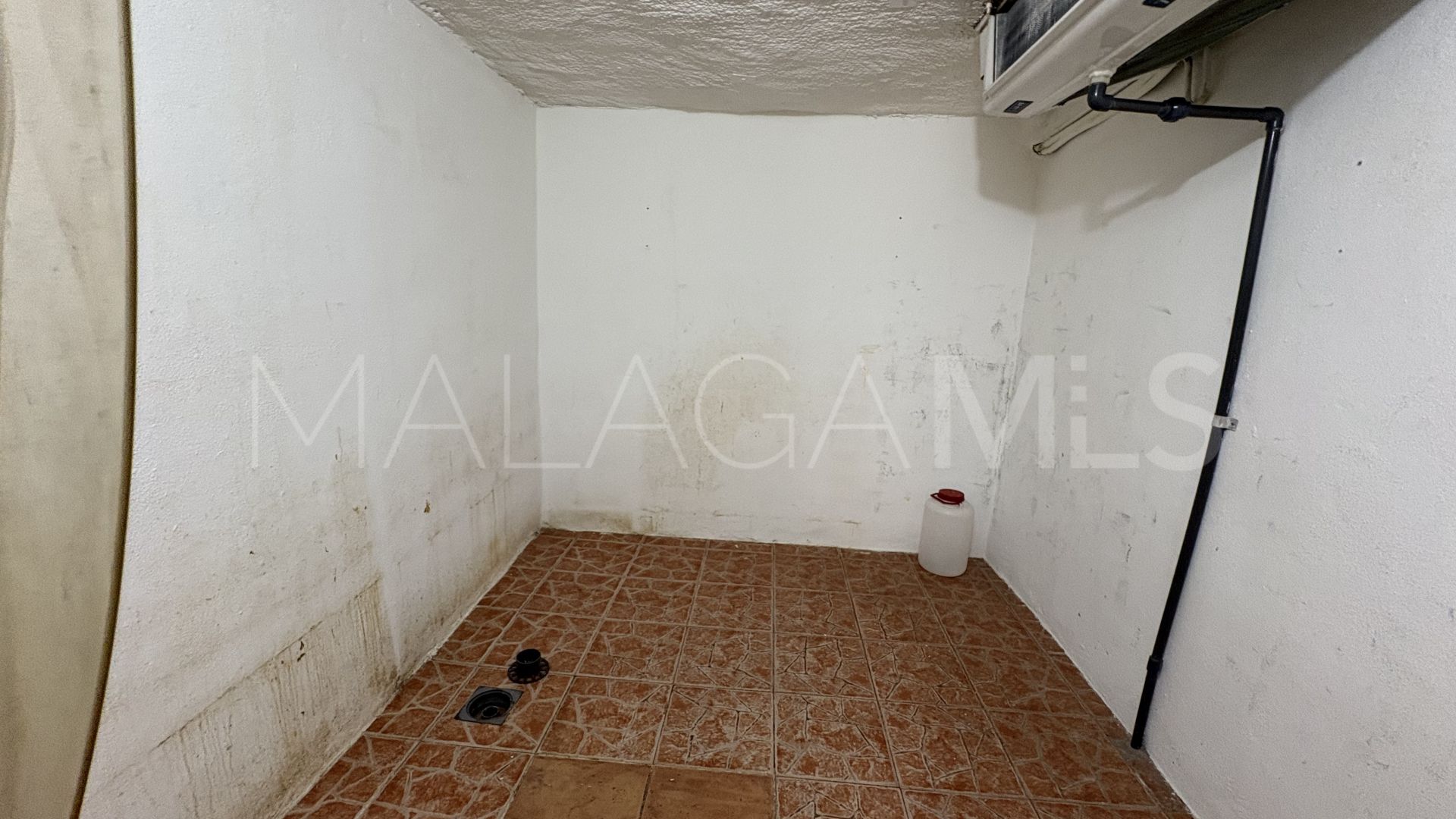 Kommersiella lokaler for sale in Elviria Playa