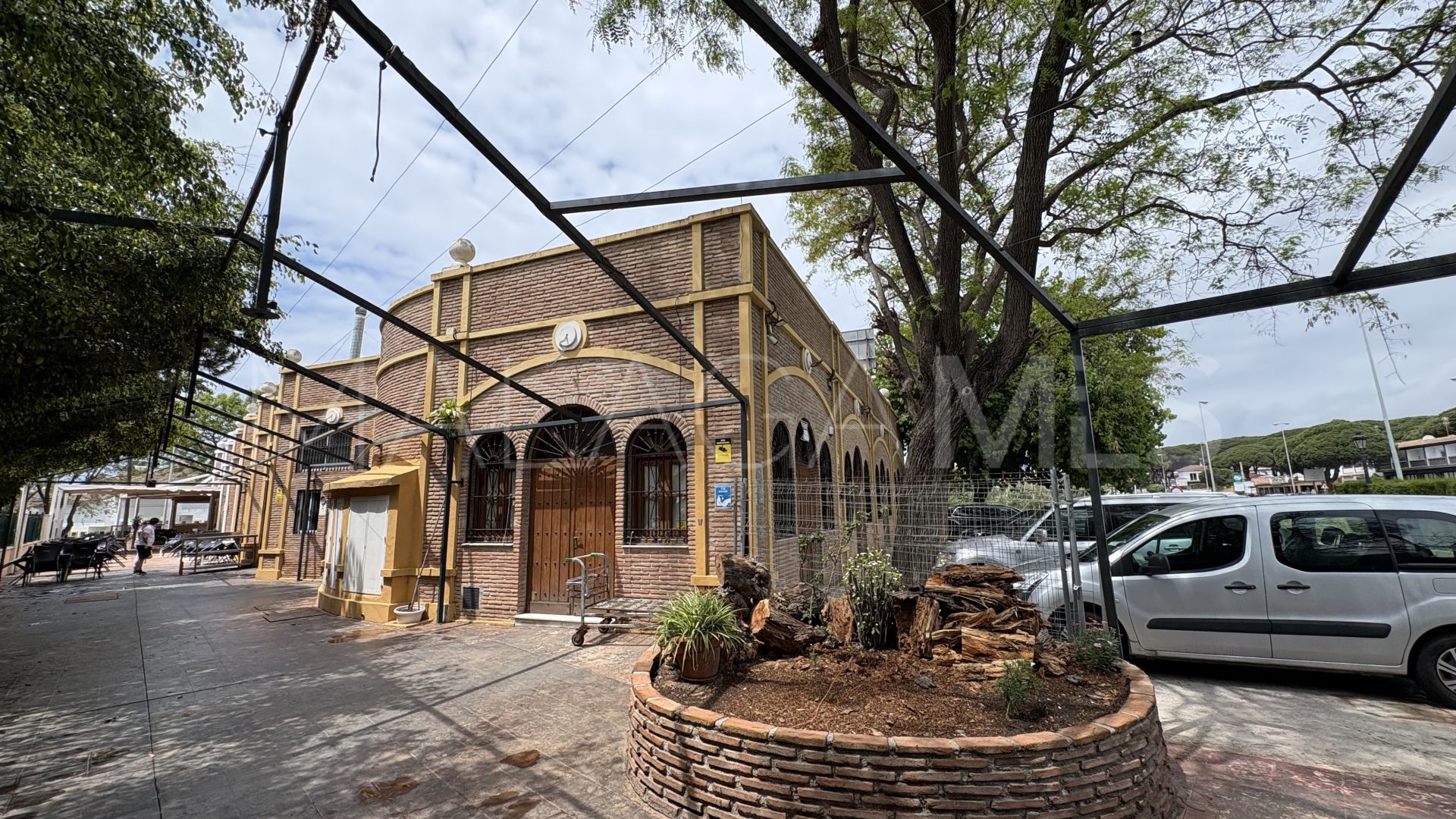 Kommersiella lokaler for sale in Elviria Playa