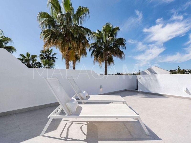 For sale duplex penthouse in Aloha Gardens