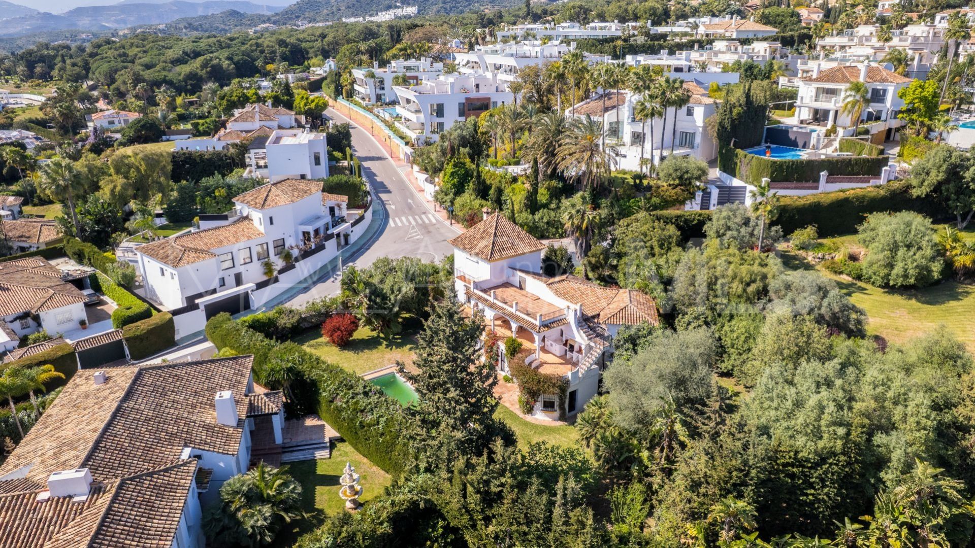 Villa for sale in Rocio de Nagüeles