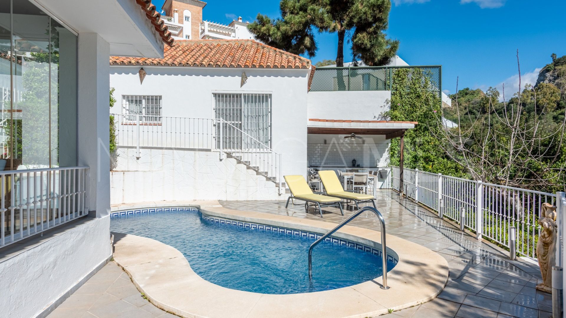Villa for sale in Puerto del Almendro