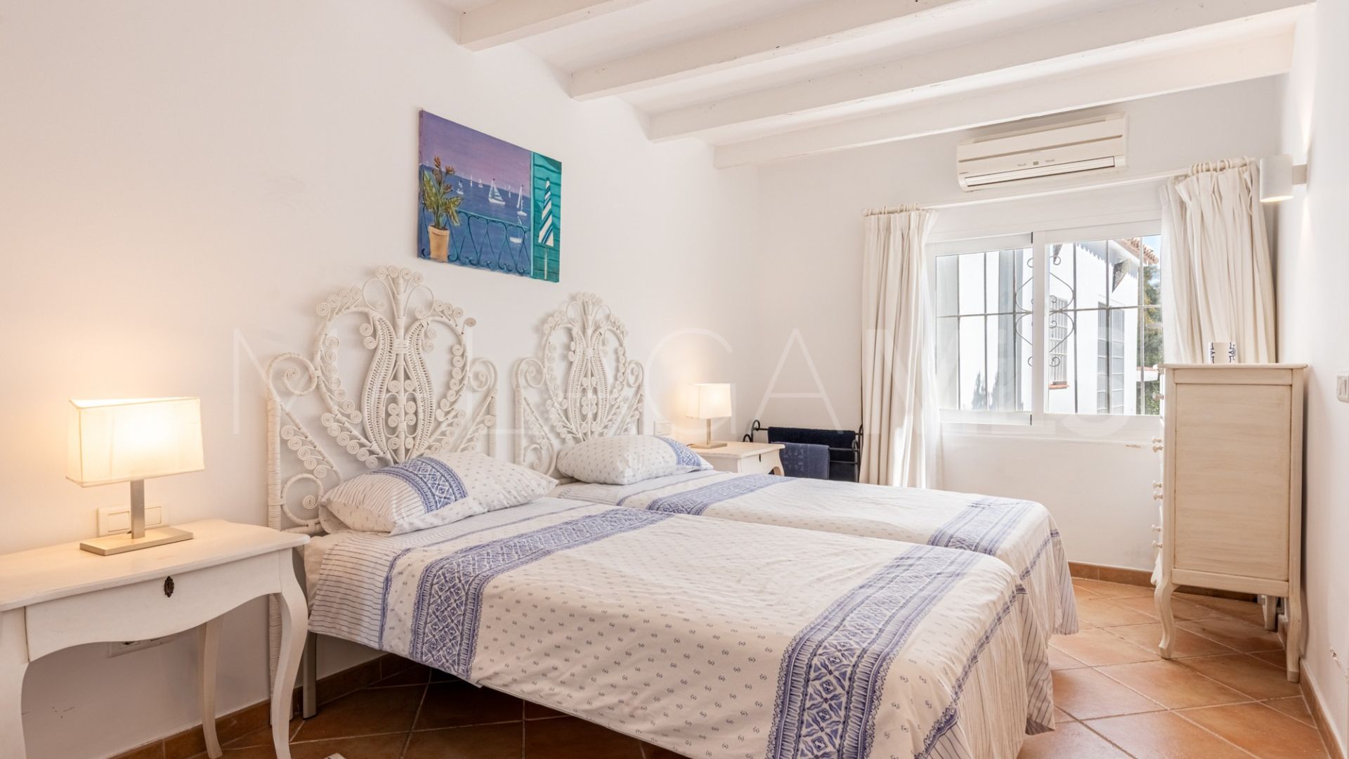 Villa for sale in Puerto del Almendro