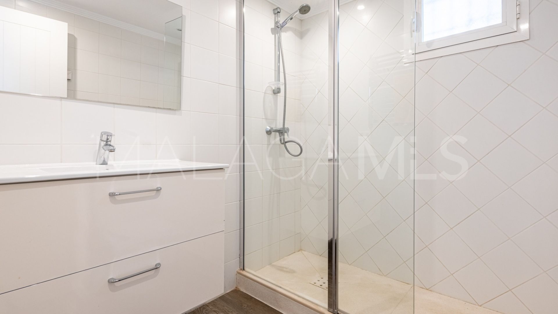 Villa for sale in Puerto del Almendro