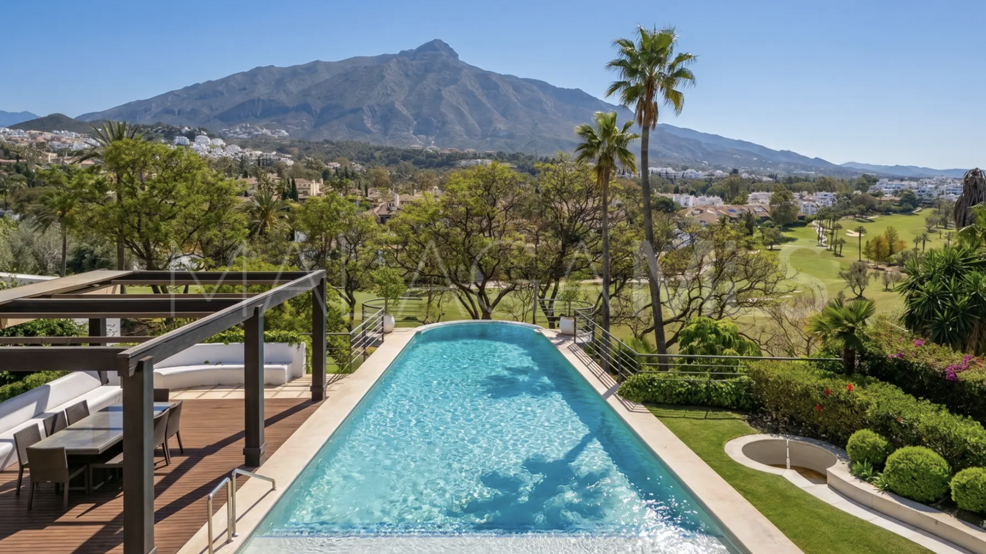 Villa a la venta in Las Brisas del Golf with 3 bedrooms
