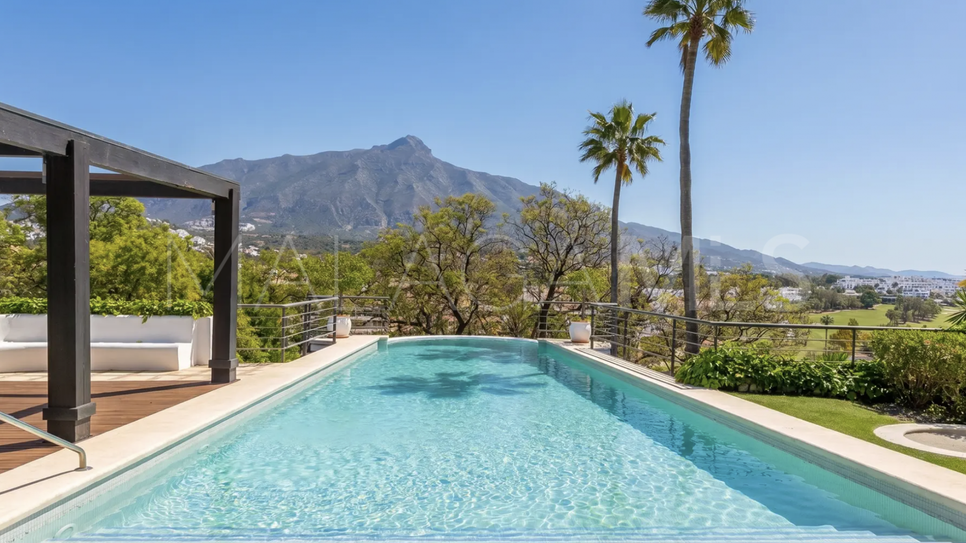 Villa a la venta in Las Brisas del Golf with 3 bedrooms