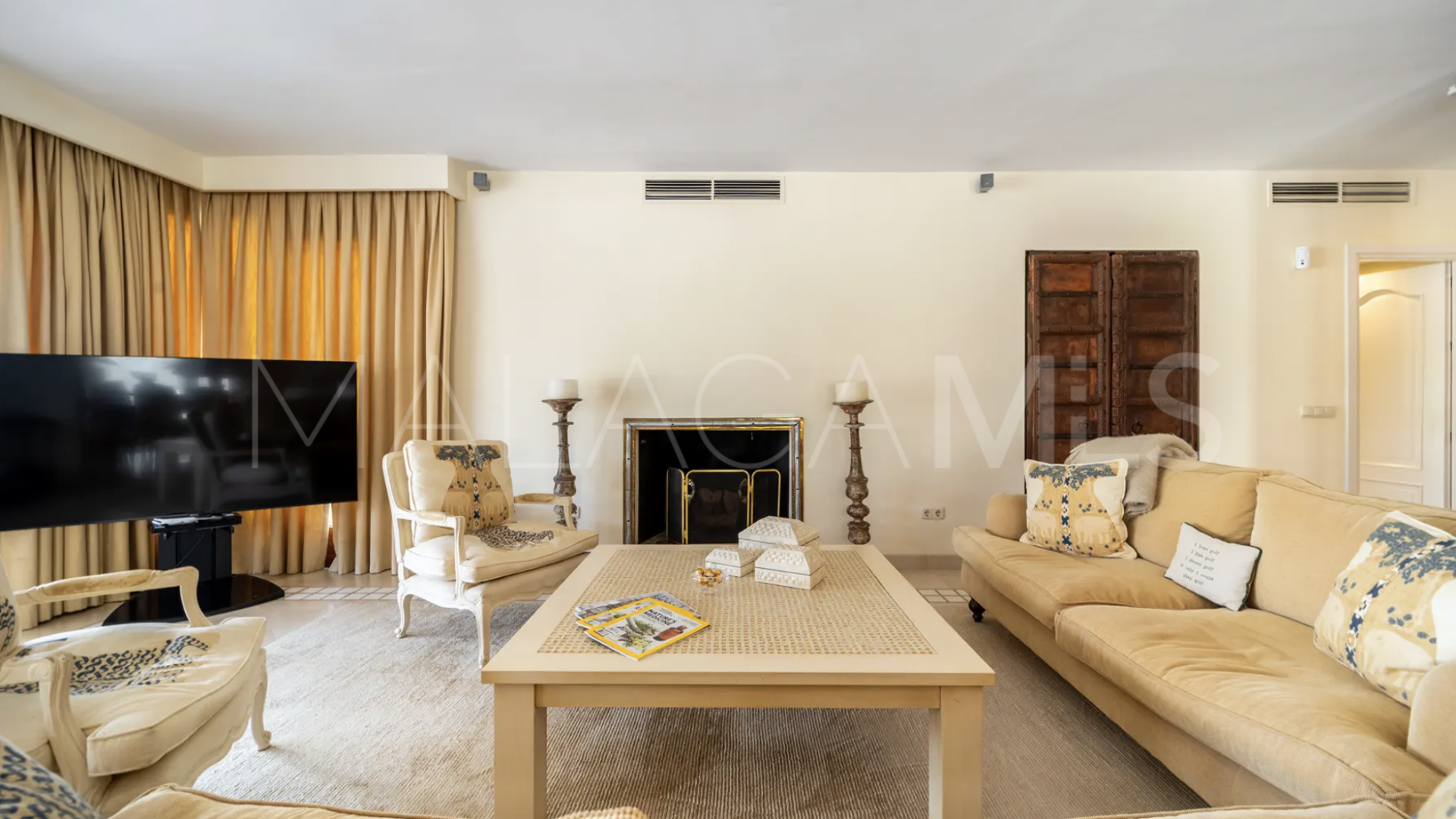 Villa a la venta in Las Brisas del Golf with 3 bedrooms