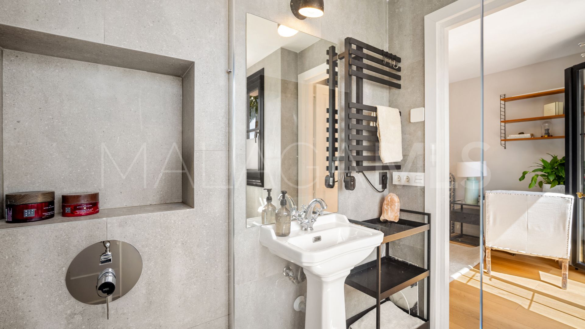 Radhus for sale in Marbella Golden Mile