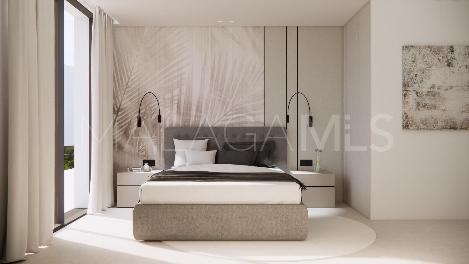 Villa for sale in Cumbres de Elviria