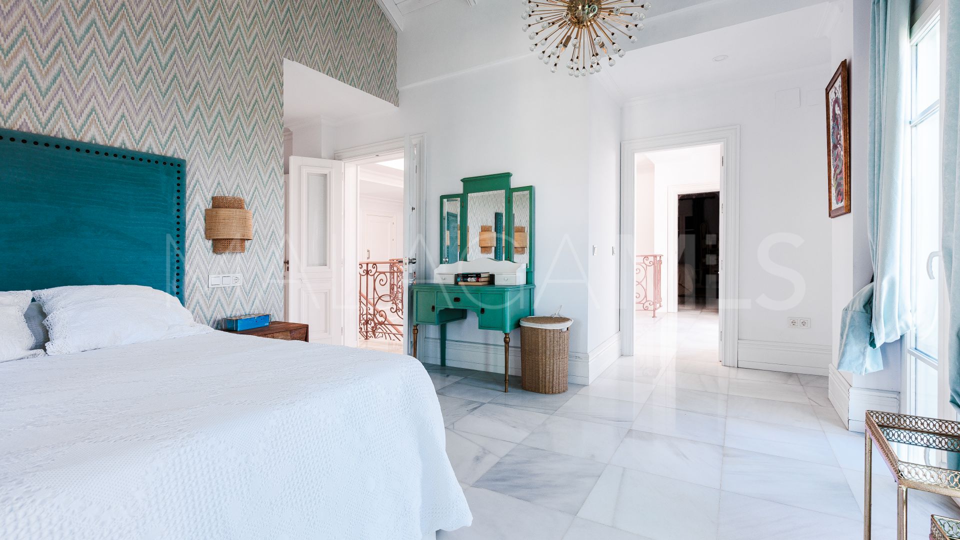 Villa for sale in El Capricho