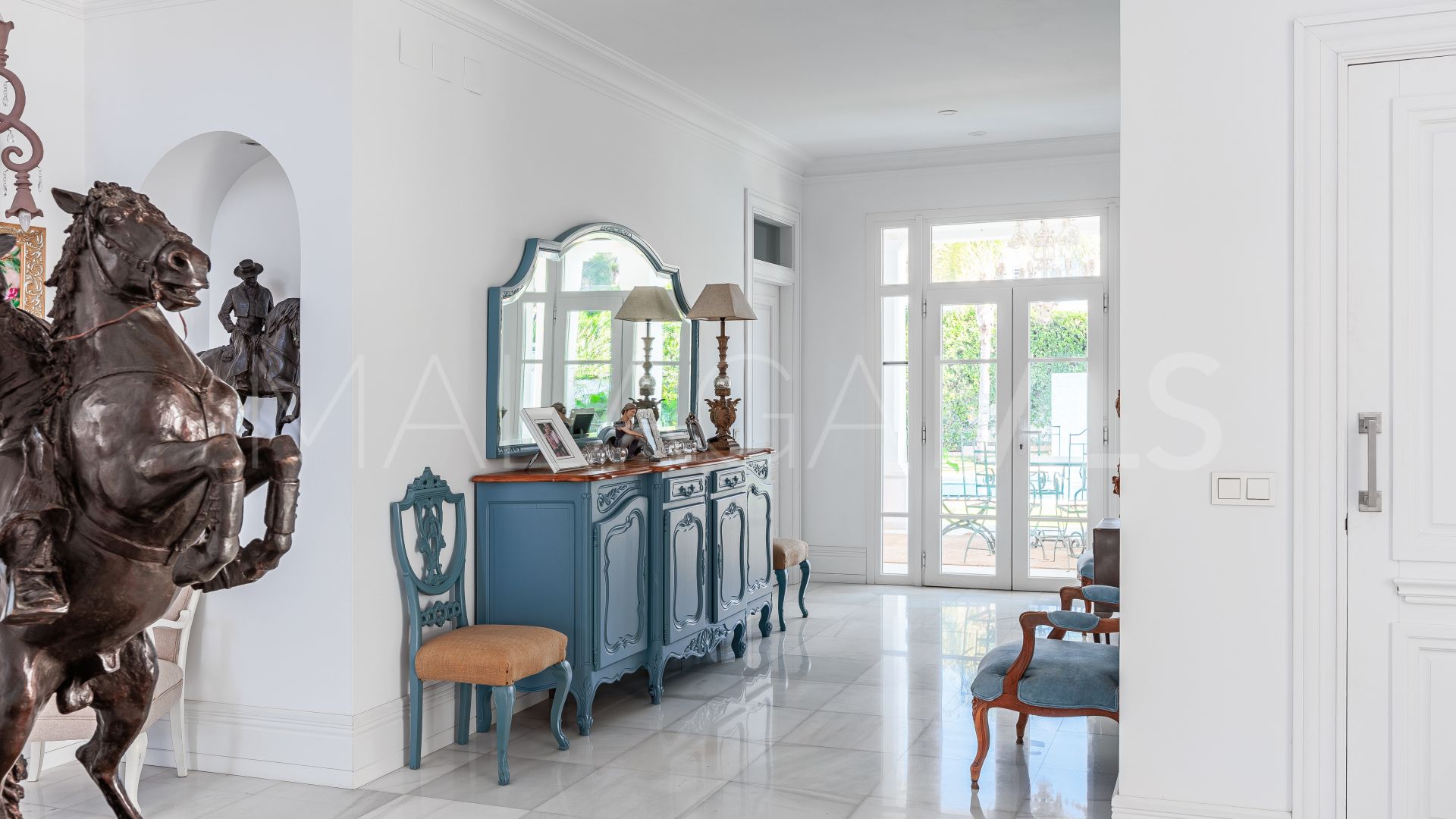 Villa for sale in El Capricho