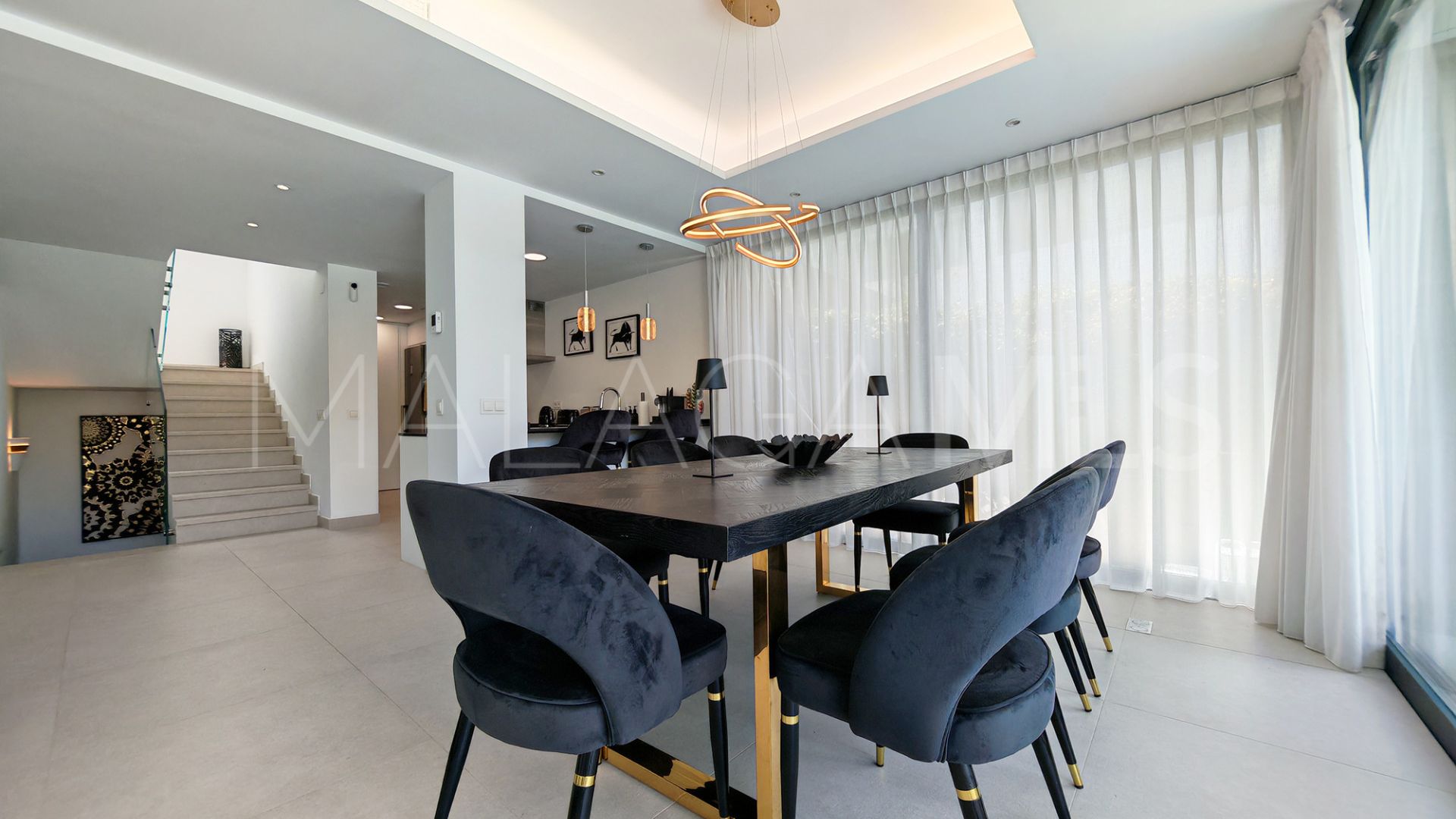 Villa for sale in La Resina Golf