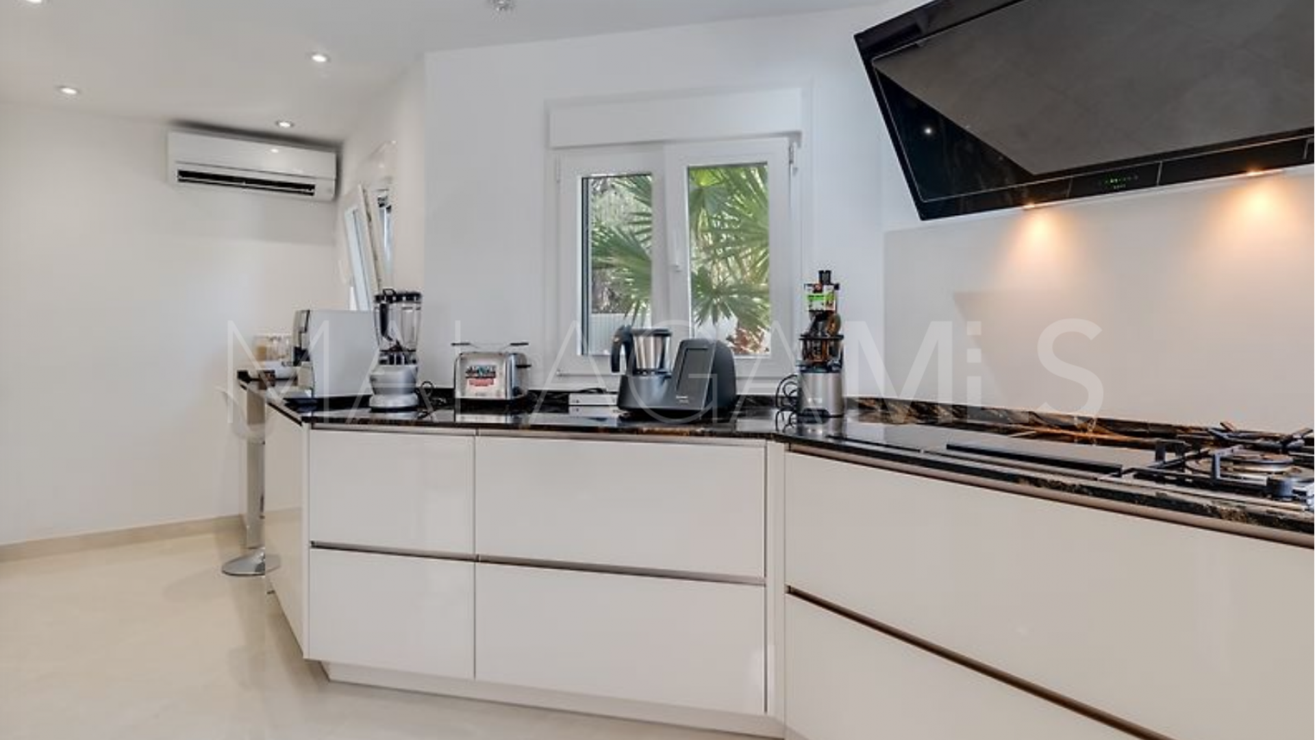 Villa for sale in Marbesa