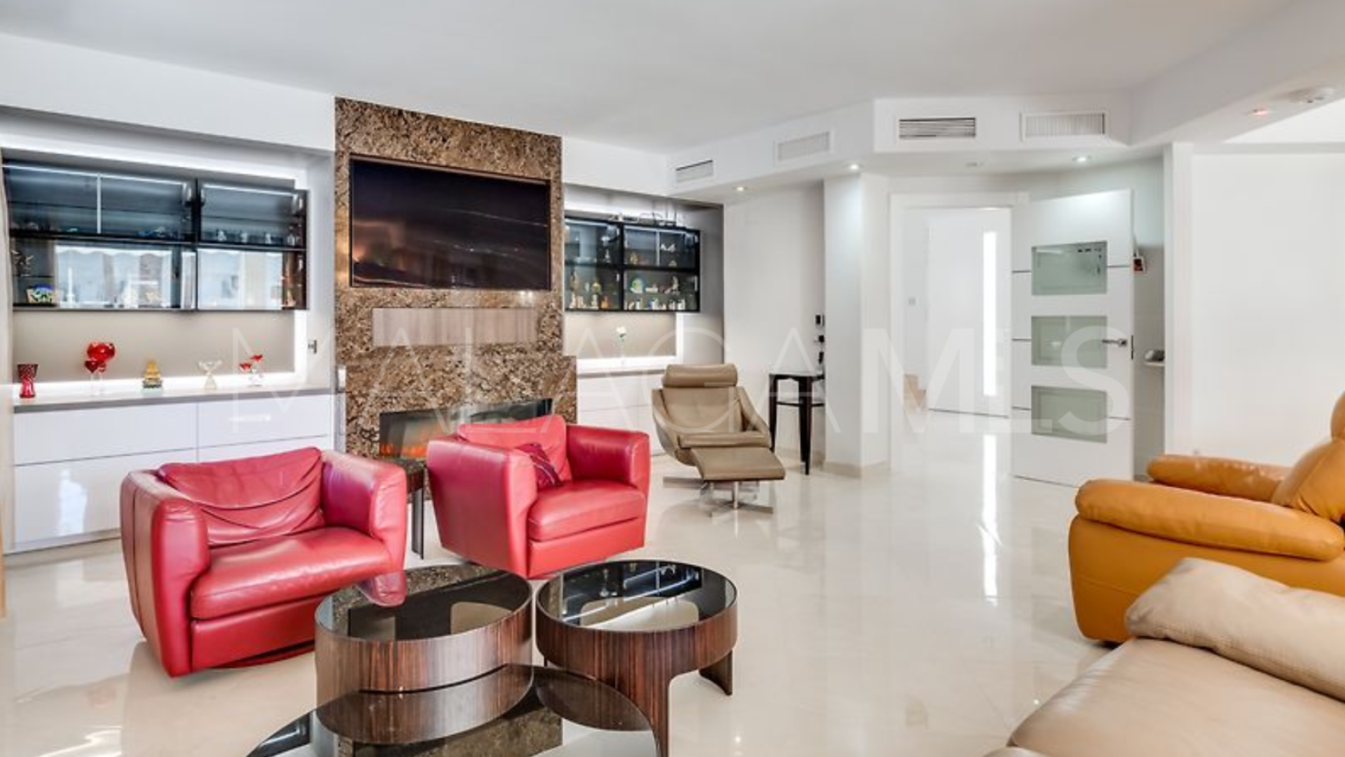 Villa for sale in Marbesa