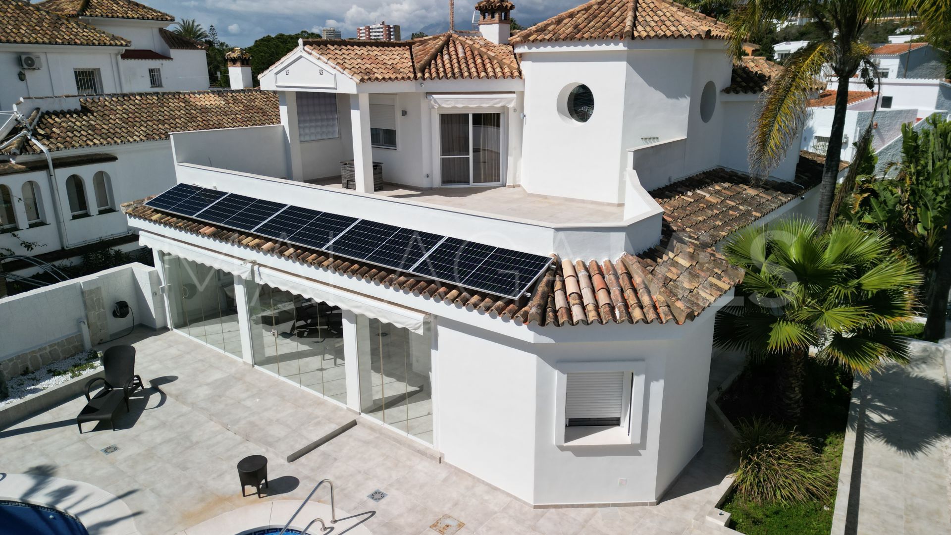 Villa for sale in Marbesa