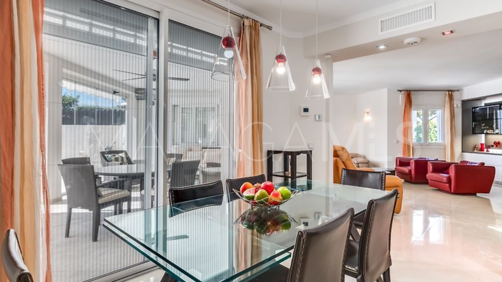 Villa for sale in Marbesa