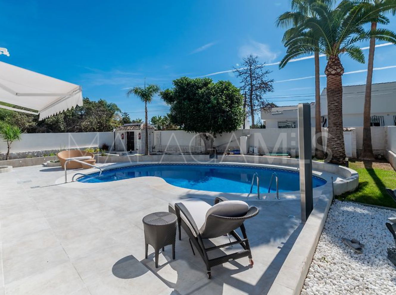 Villa for sale in Marbesa