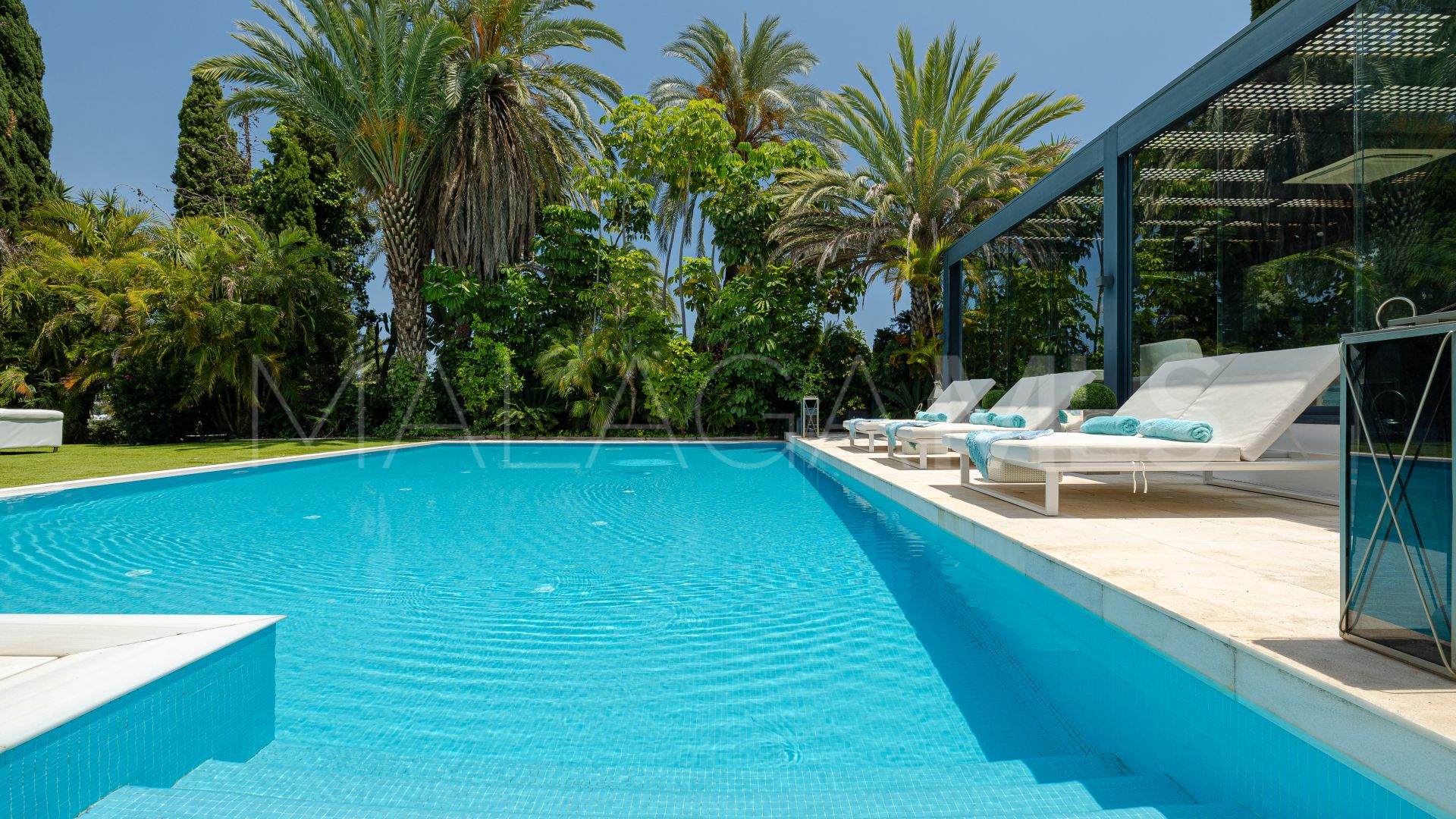 For sale Las Brisas 7 bedrooms villa
