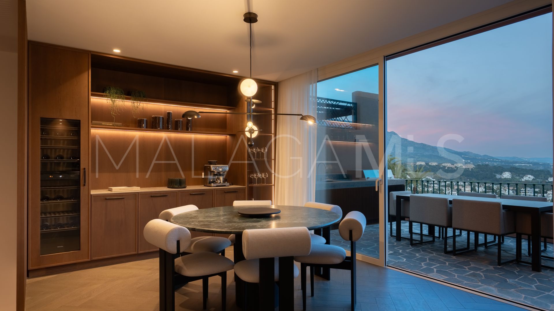 Atico duplex with 4 bedrooms for sale in La Cerquilla