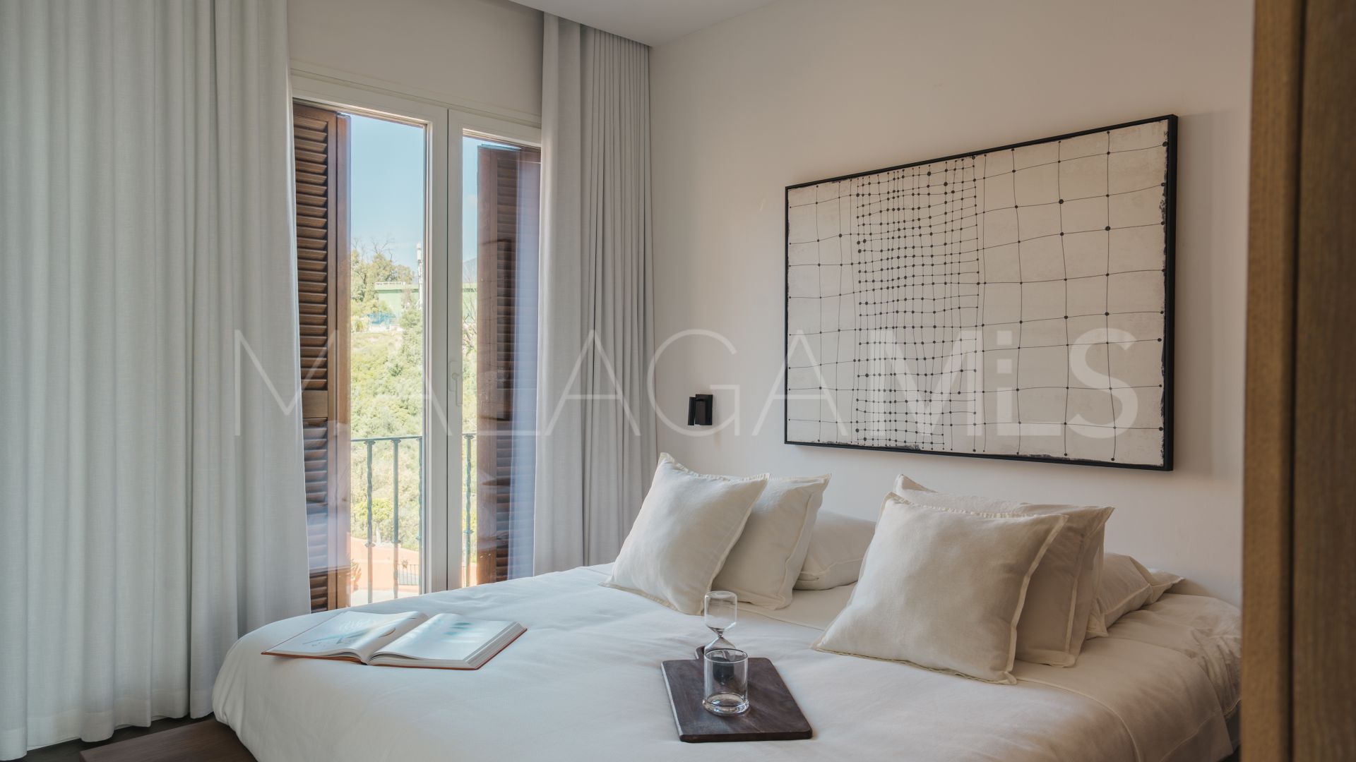 Atico duplex with 4 bedrooms for sale in La Cerquilla