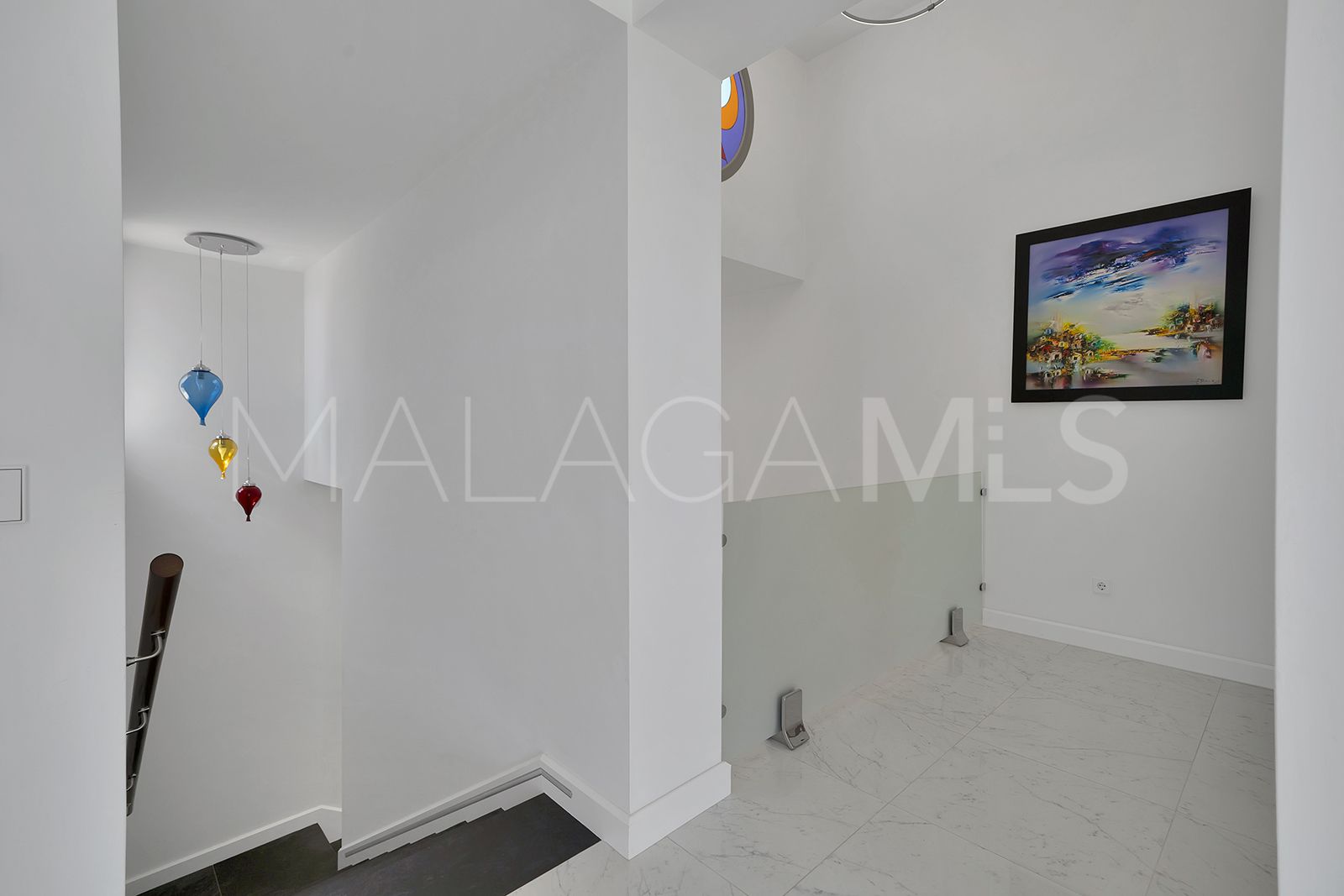 Villa for sale in Las Lomas de Nueva Andalucia