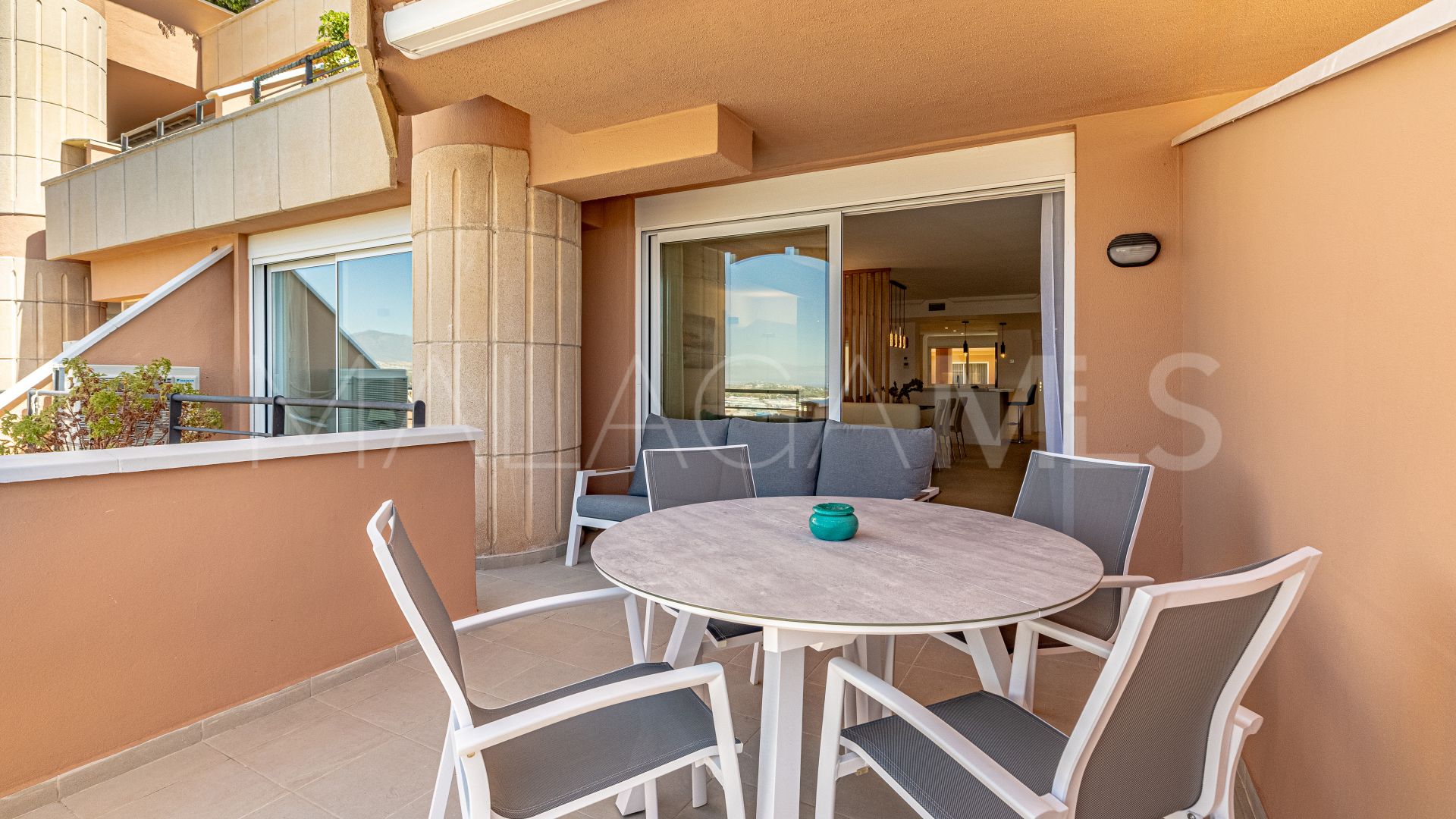 Apartamento for sale with 2 bedrooms in Magna Marbella