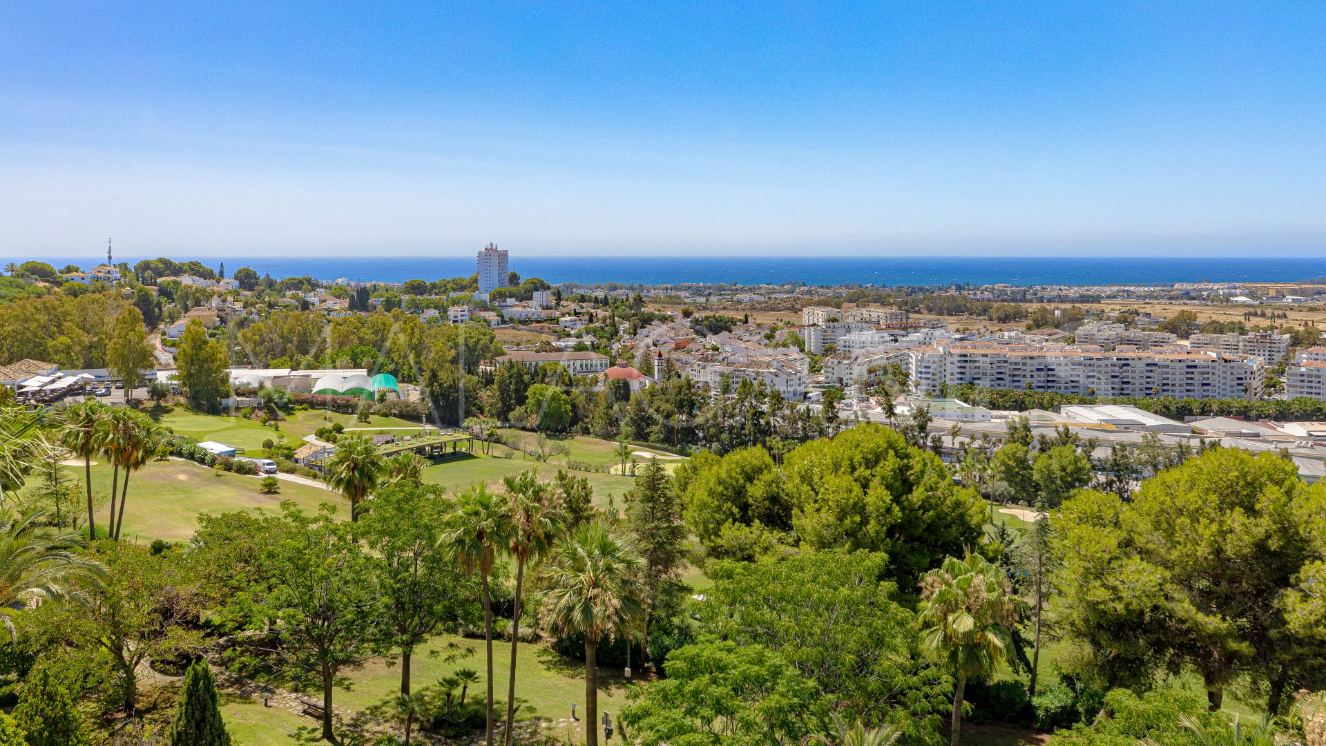 Apartamento for sale with 2 bedrooms in Magna Marbella