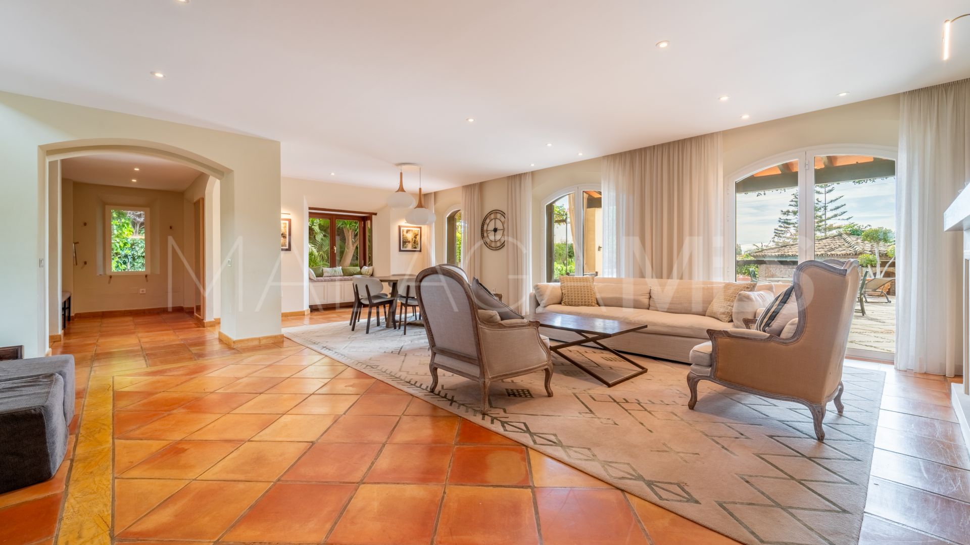 Villa for sale in El Higueral