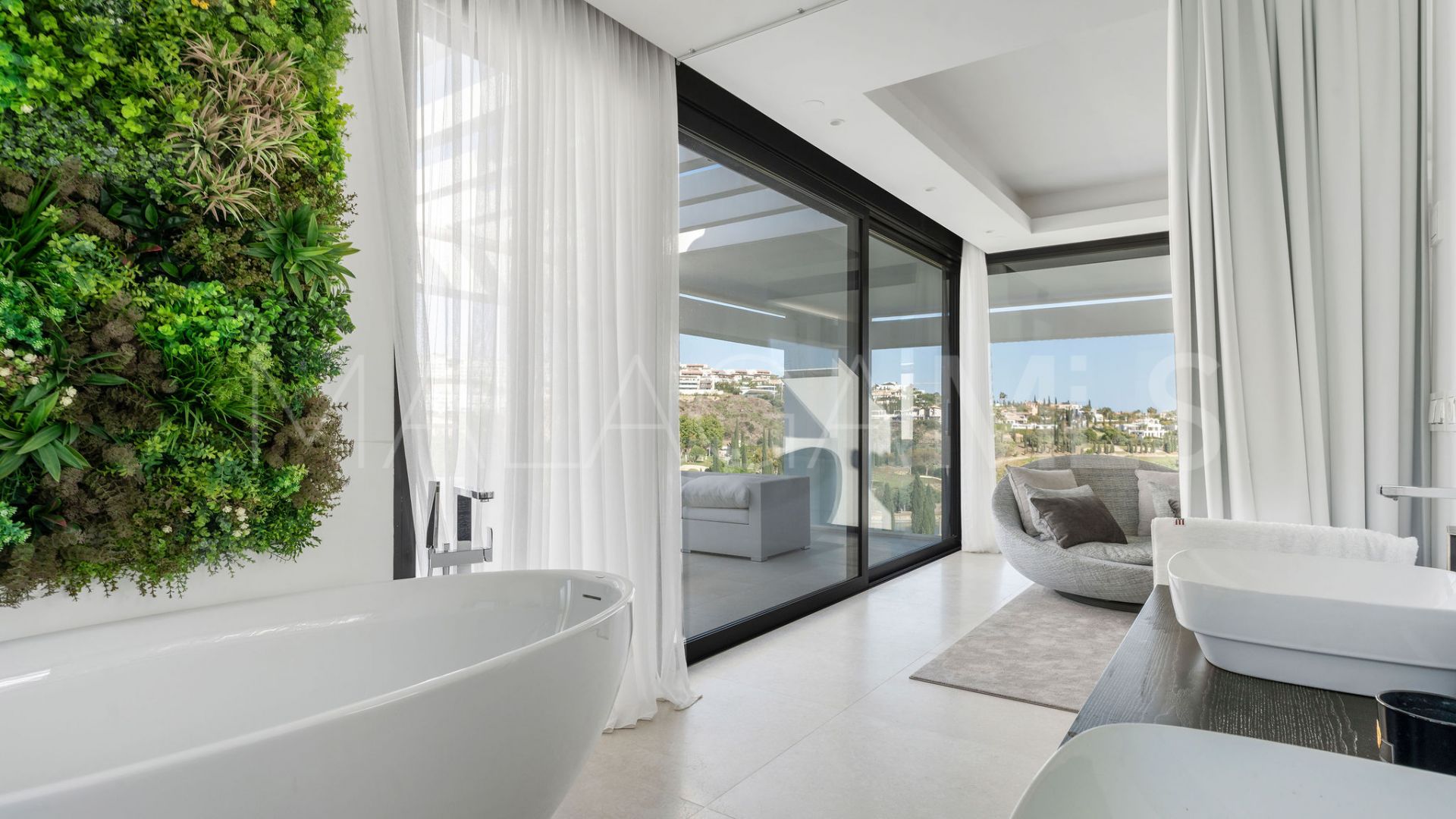 Villa for sale in Los Flamingos