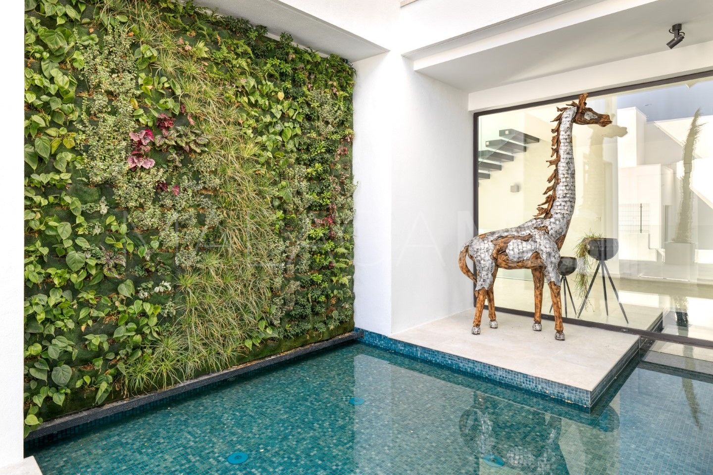 Villa for sale in Los Flamingos