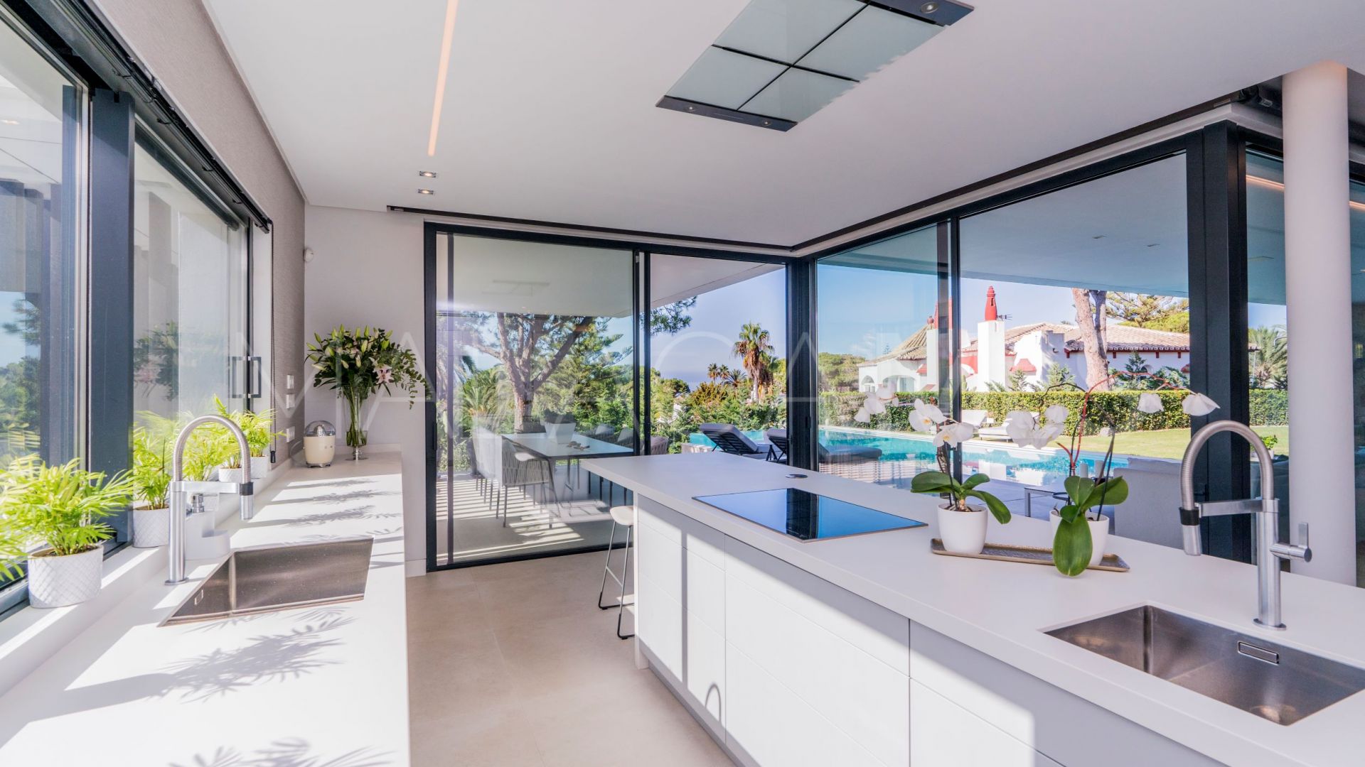 Villa for sale in Marbesa