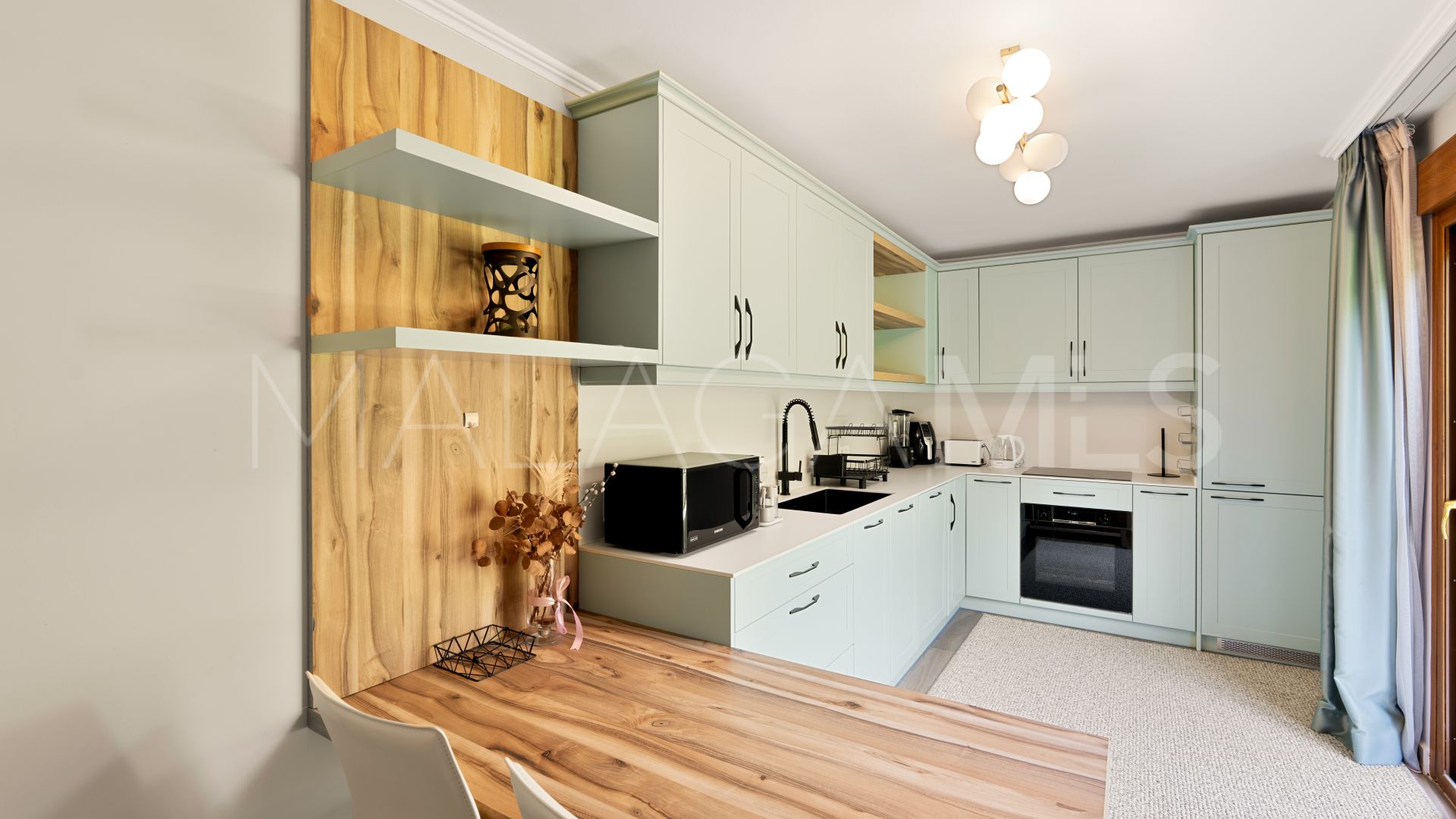 Villa a la venta in Monte Biarritz de 4 bedrooms