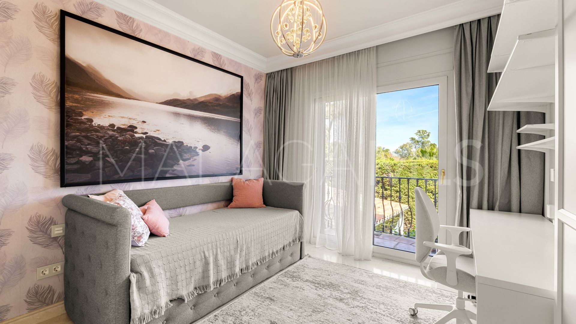 Villa a la venta in Monte Biarritz de 4 bedrooms