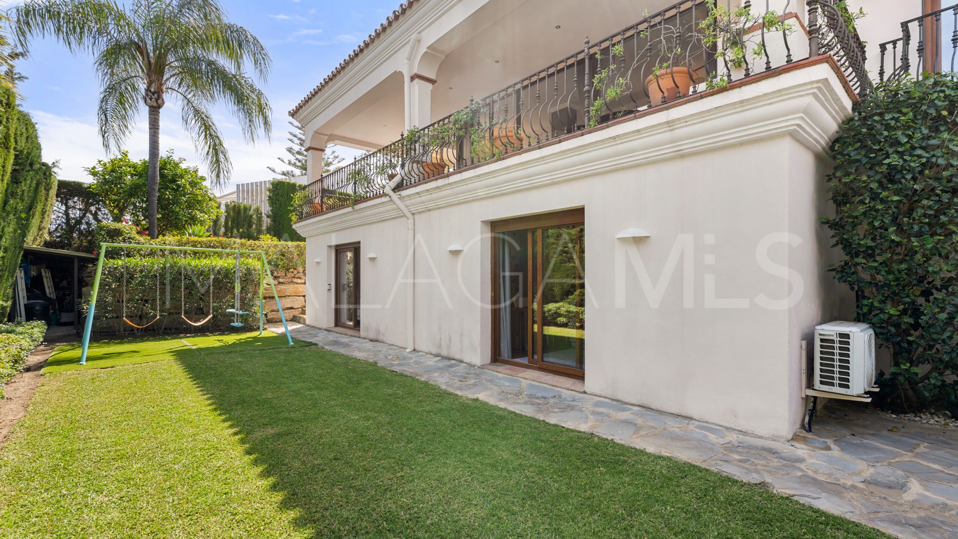 Villa a la venta in Monte Biarritz de 4 bedrooms