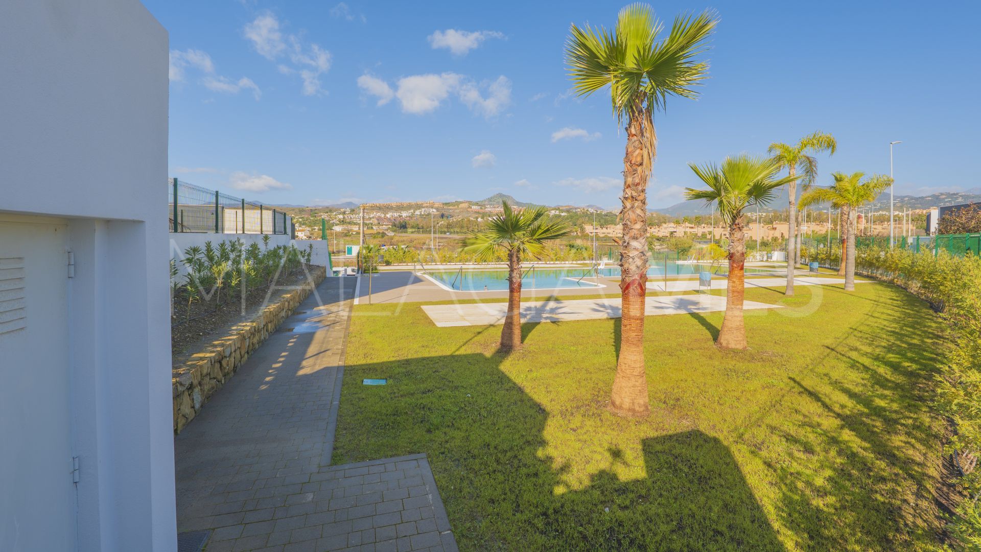 For sale 4 bedrooms semi detached villa in Atalaya