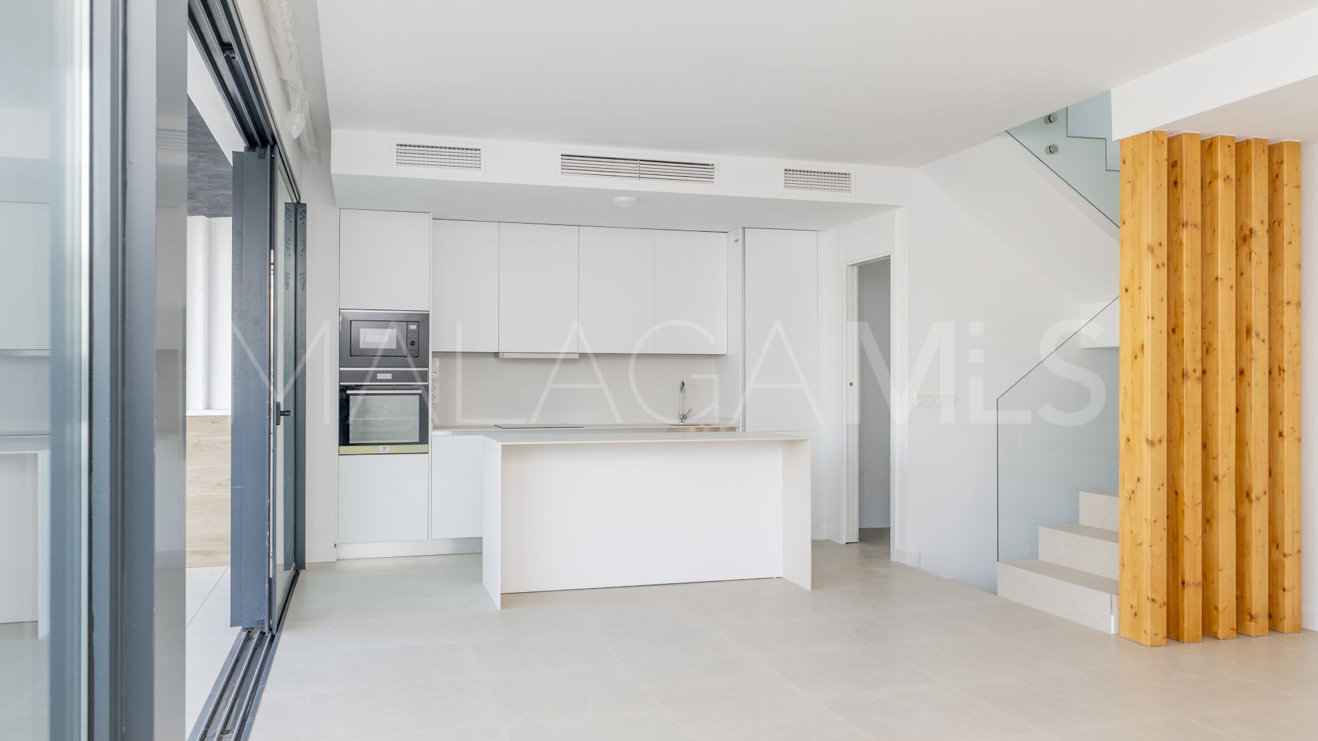 For sale 4 bedrooms semi detached villa in Atalaya