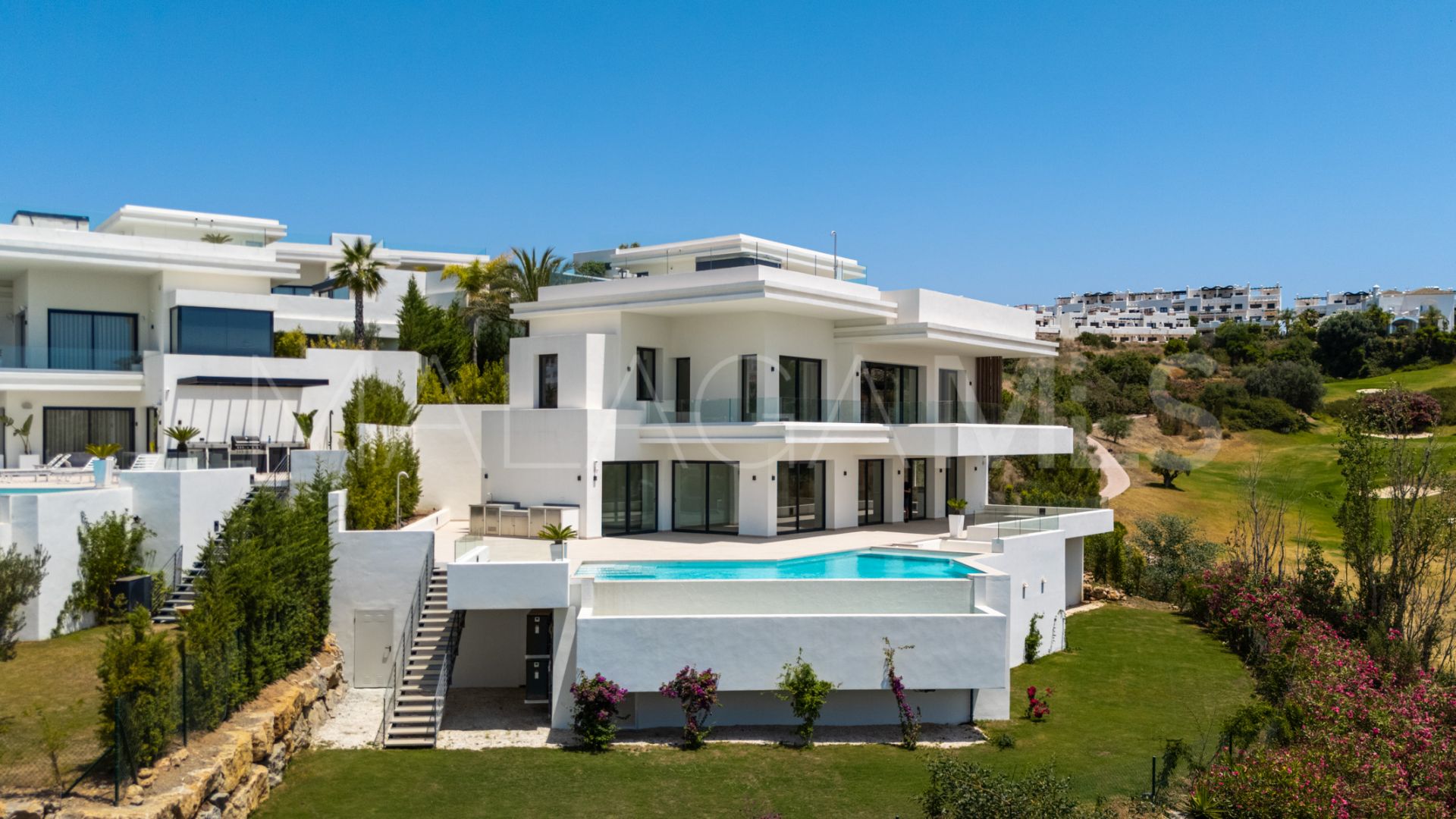 Villa for sale in La Resina Golf