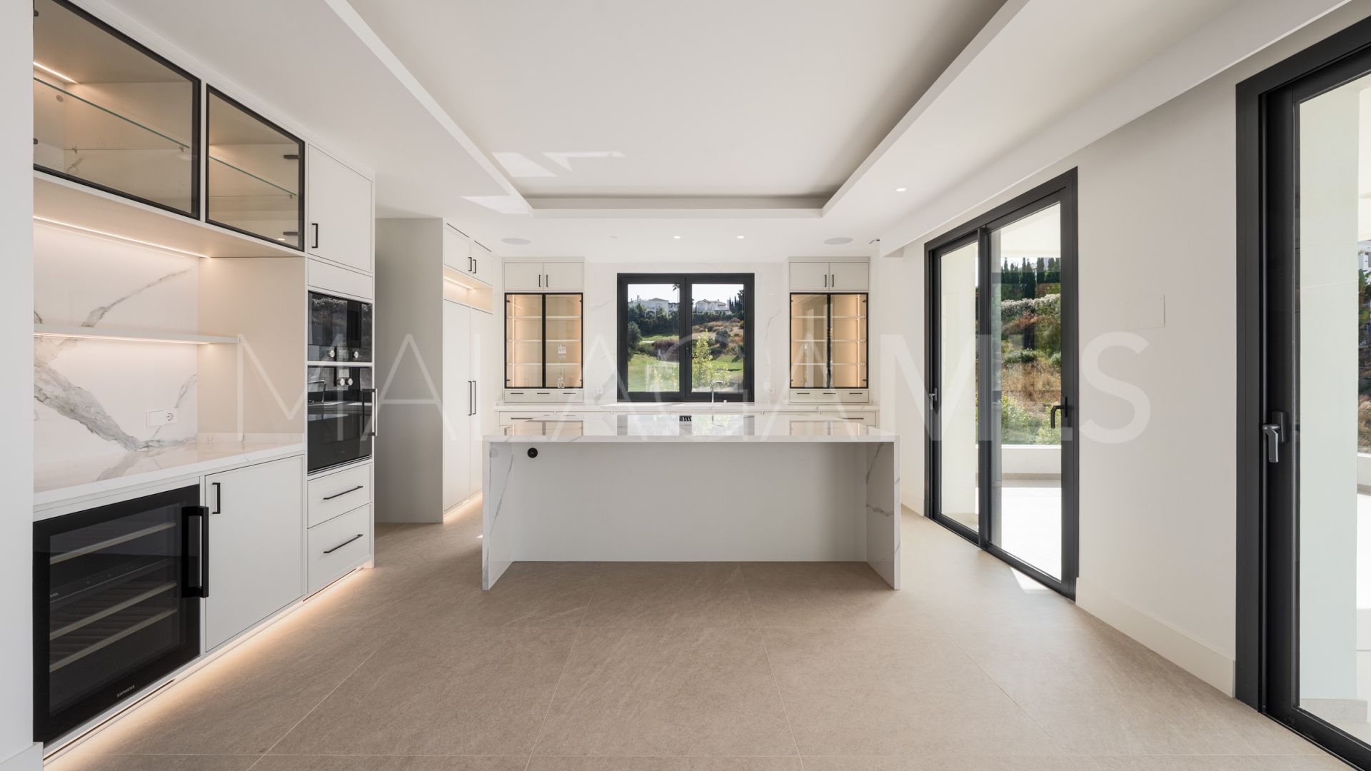 Villa for sale in La Resina Golf