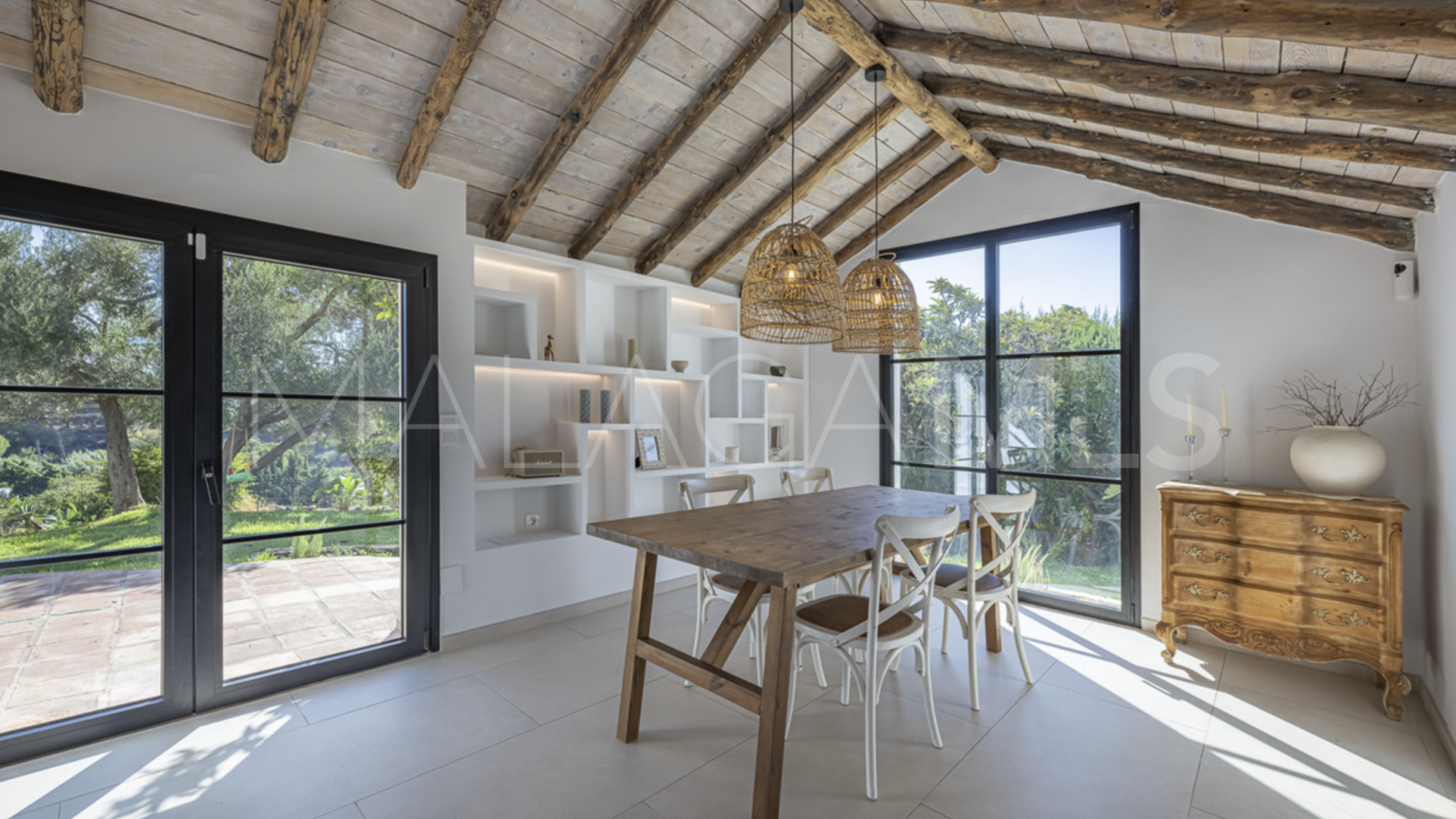 Villa for sale in Guadalmina Alta