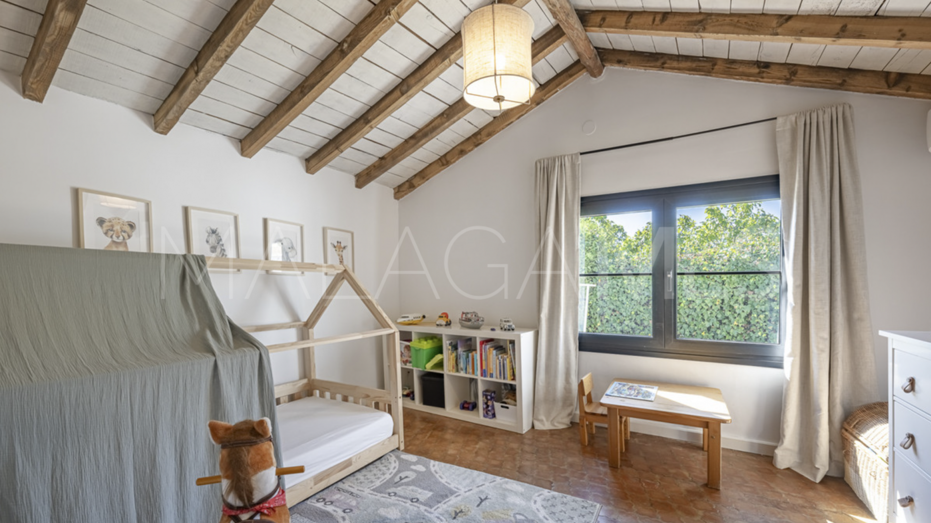 Villa for sale in Guadalmina Alta