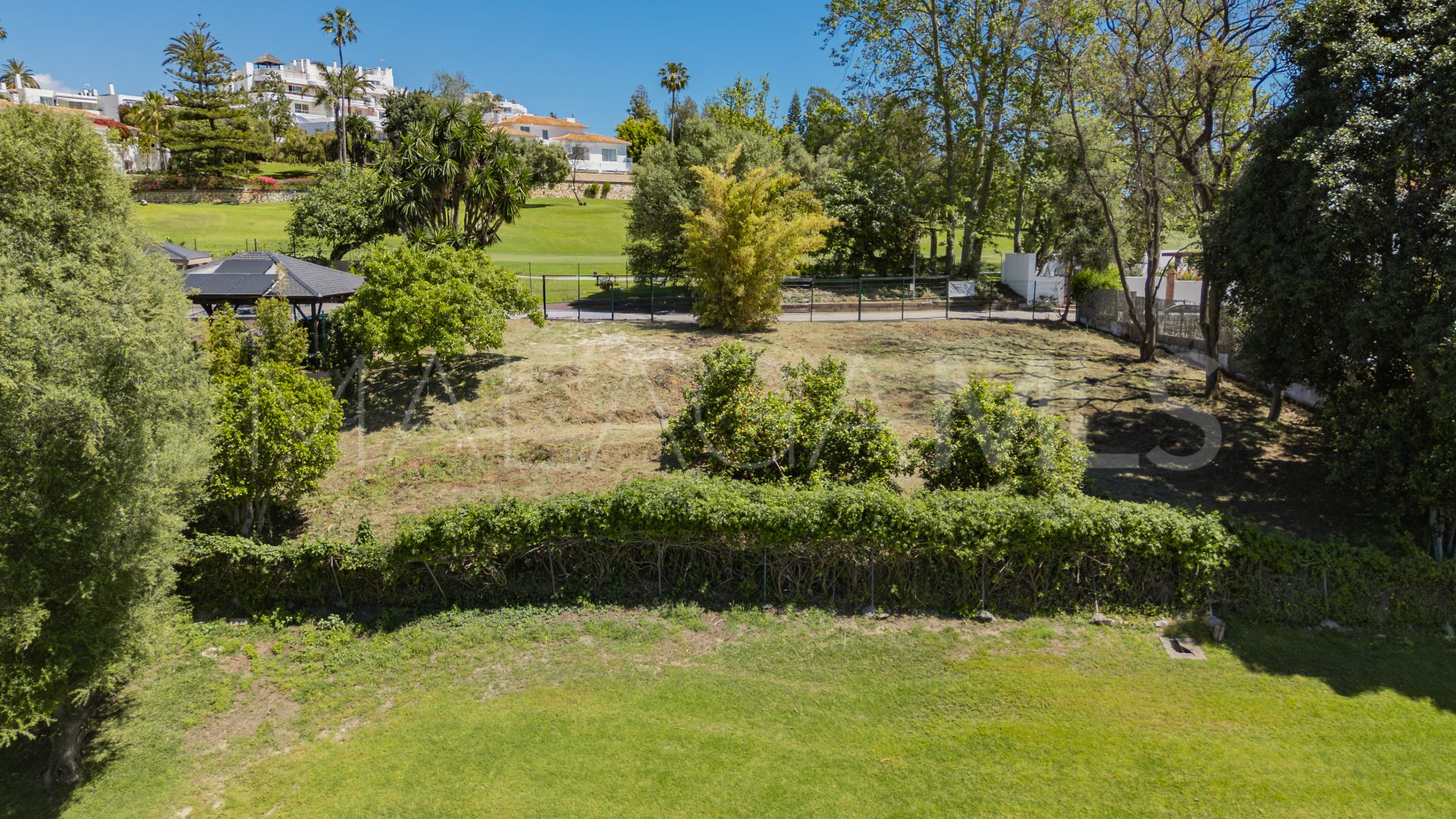 Se vende parcela in Guadalmina Alta