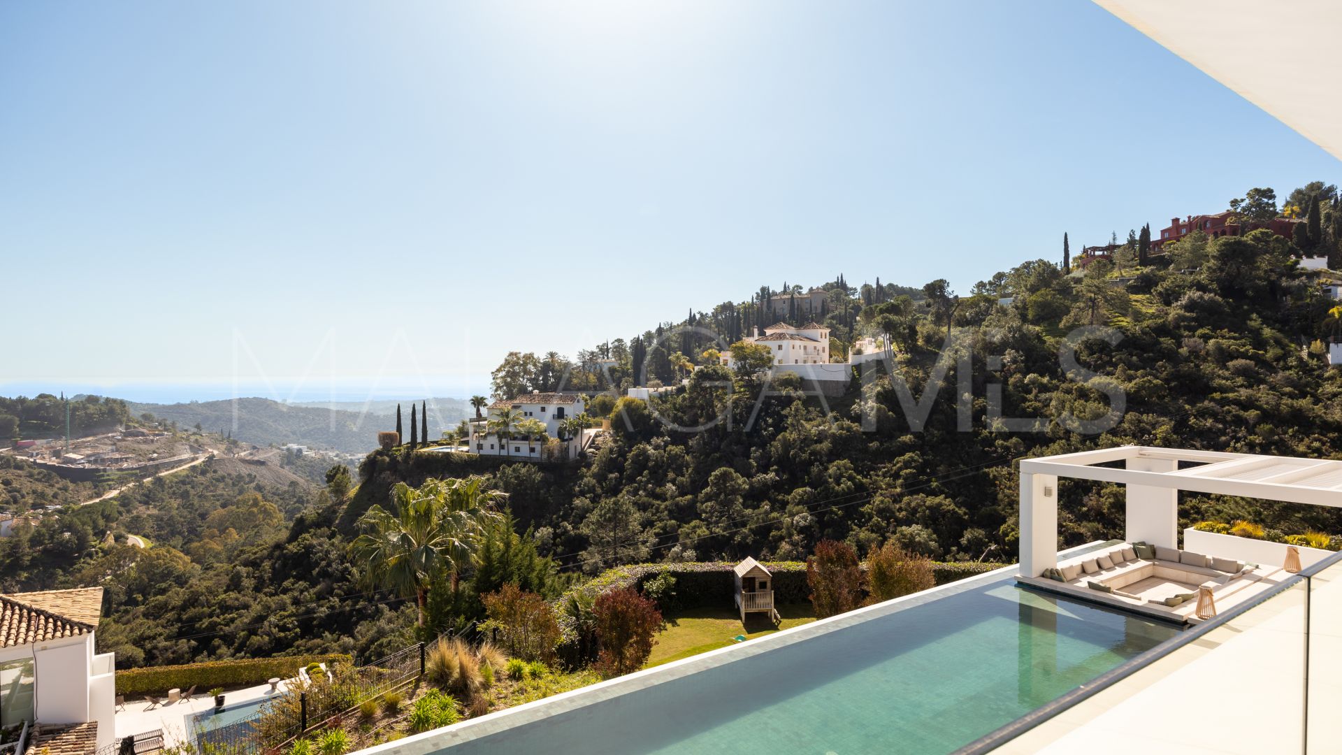 Villa for sale in El Madroñal